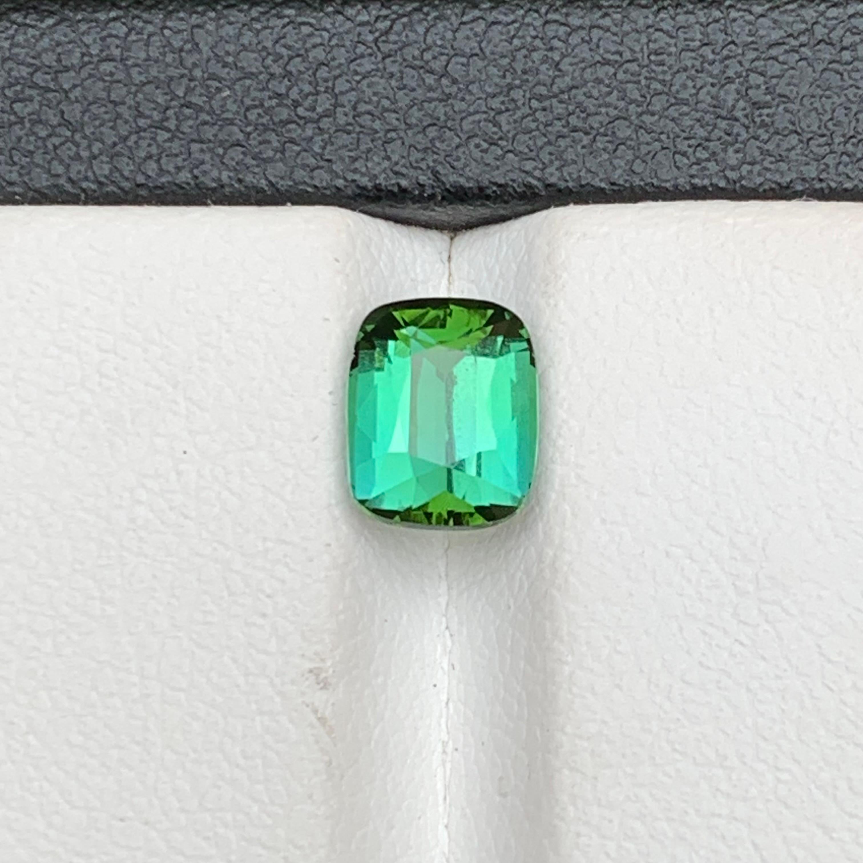 Bluish Green Natural Tourmaline Ring Loose Gemstone 1.80 CT Cushion Cut Jewelry For Sale 8