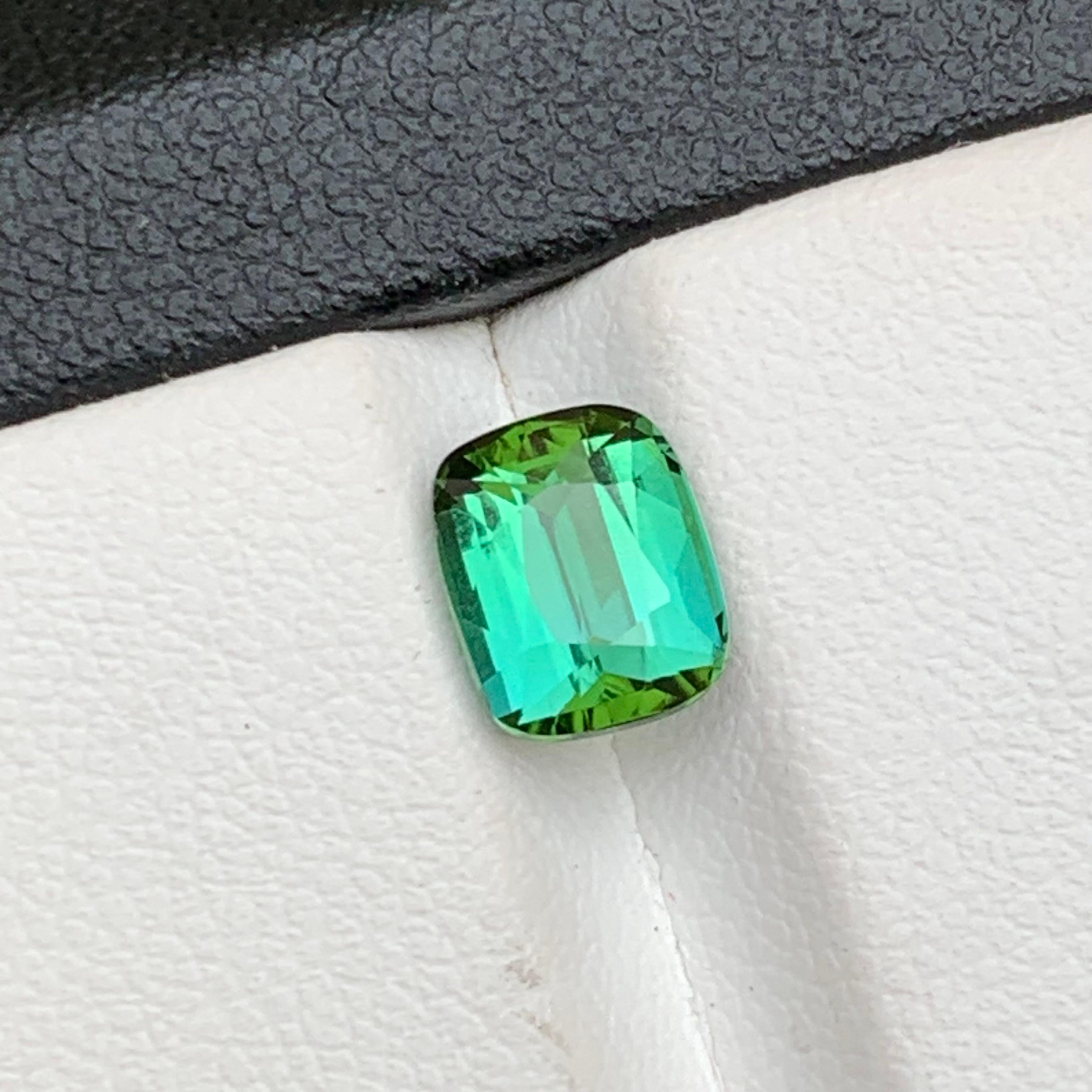 Bluish Green Natural Tourmaline Ring Loose Gemstone 1.80 CT Cushion Cut Jewelry For Sale 2