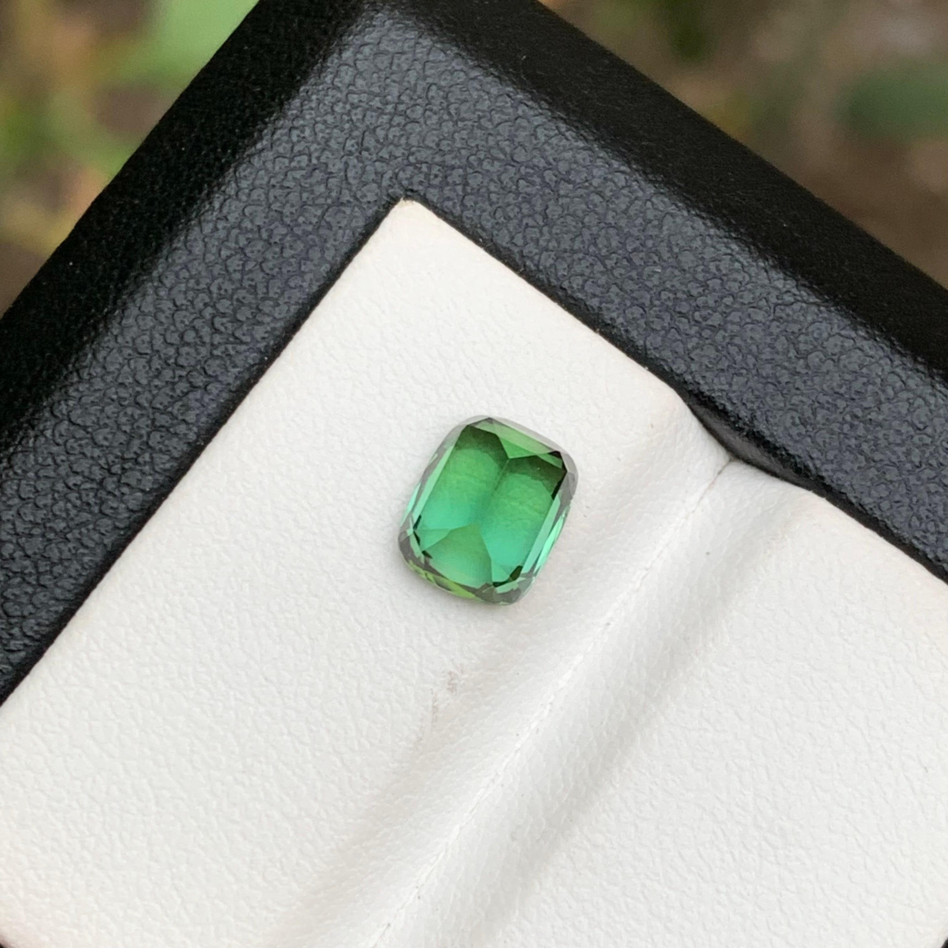 Bluish Green Natural Tourmaline Ring Loose Gemstone 1.80 CT Cushion Cut Jewelry For Sale 3