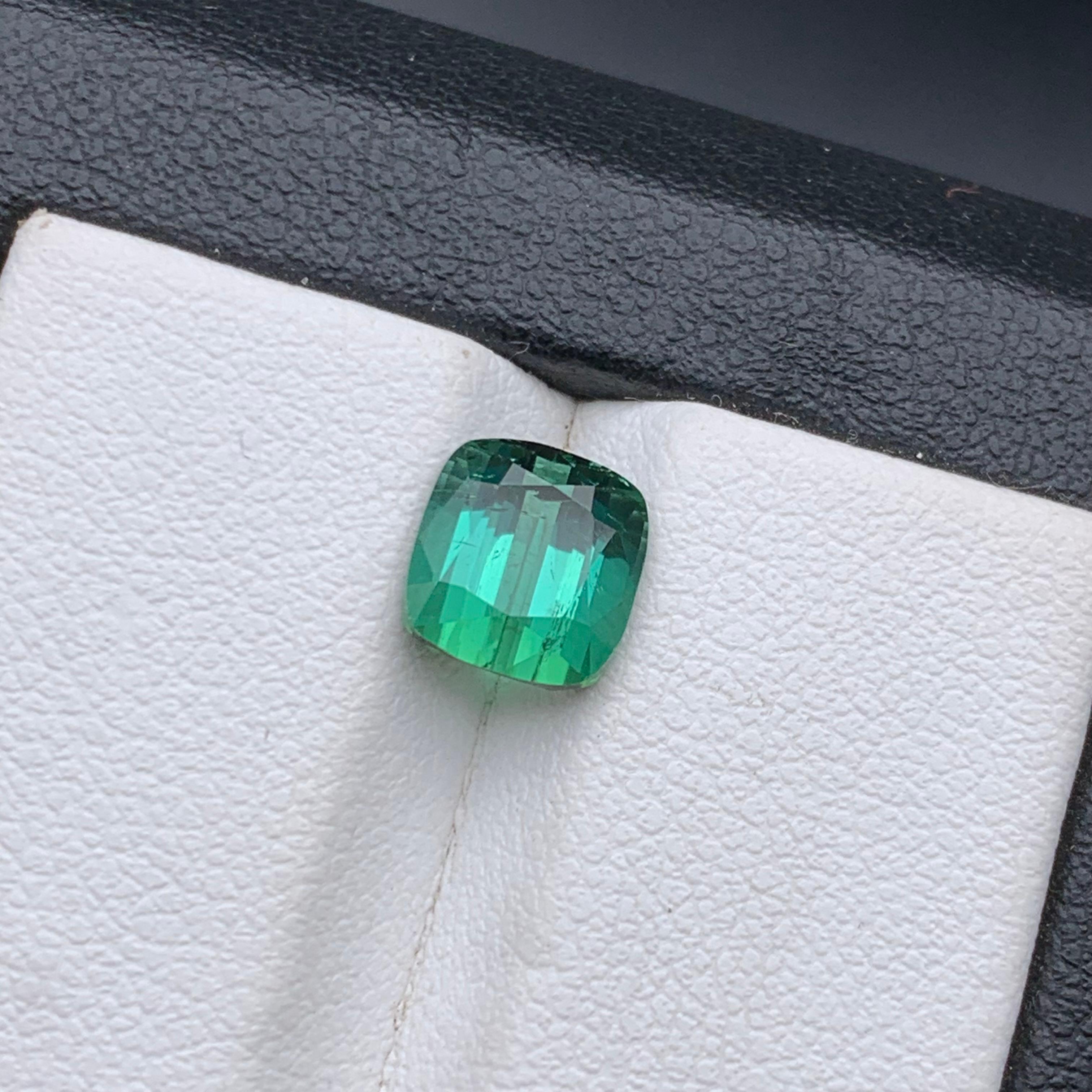 Anillo de turmalina natural verde azulada Piedra suelta 2,15 CT Joyería talla cojín en Nuevo estado para la venta en Peshawar, PK