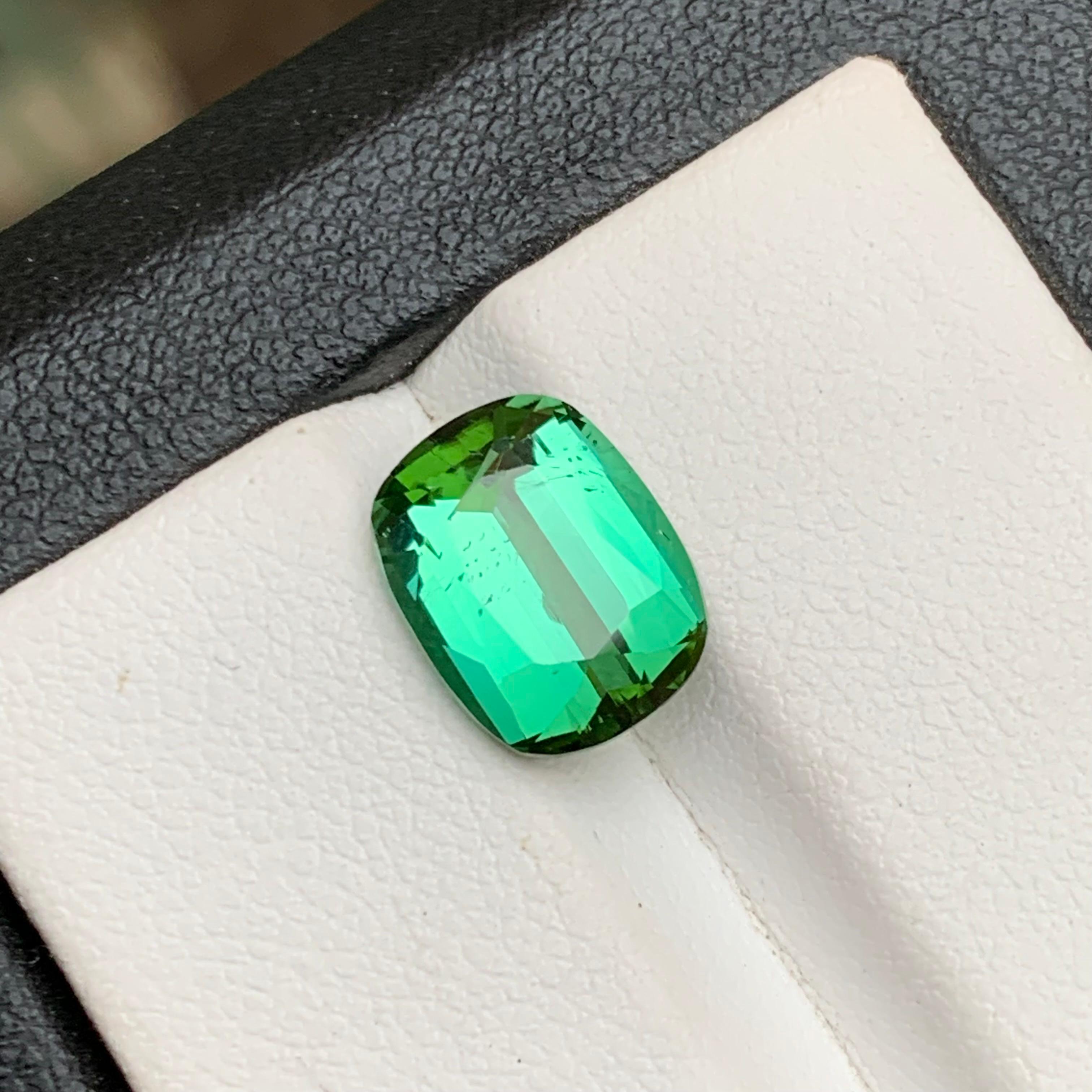 Contemporary Bluish Green Natural Tourmaline Ring Loose Gemstone 3.80 Ct Cushion Cut-Jewelry For Sale