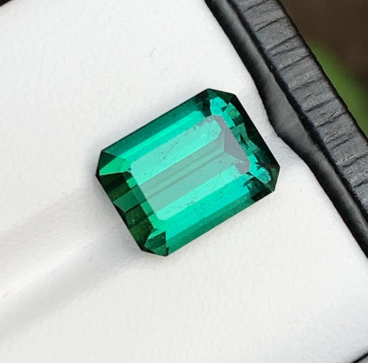 Bluish Green Natural Tourmaline Ring Loose Gemstone, 6.50 Ct-Emerald Cut-Jewelry In New Condition In Peshawar, PK