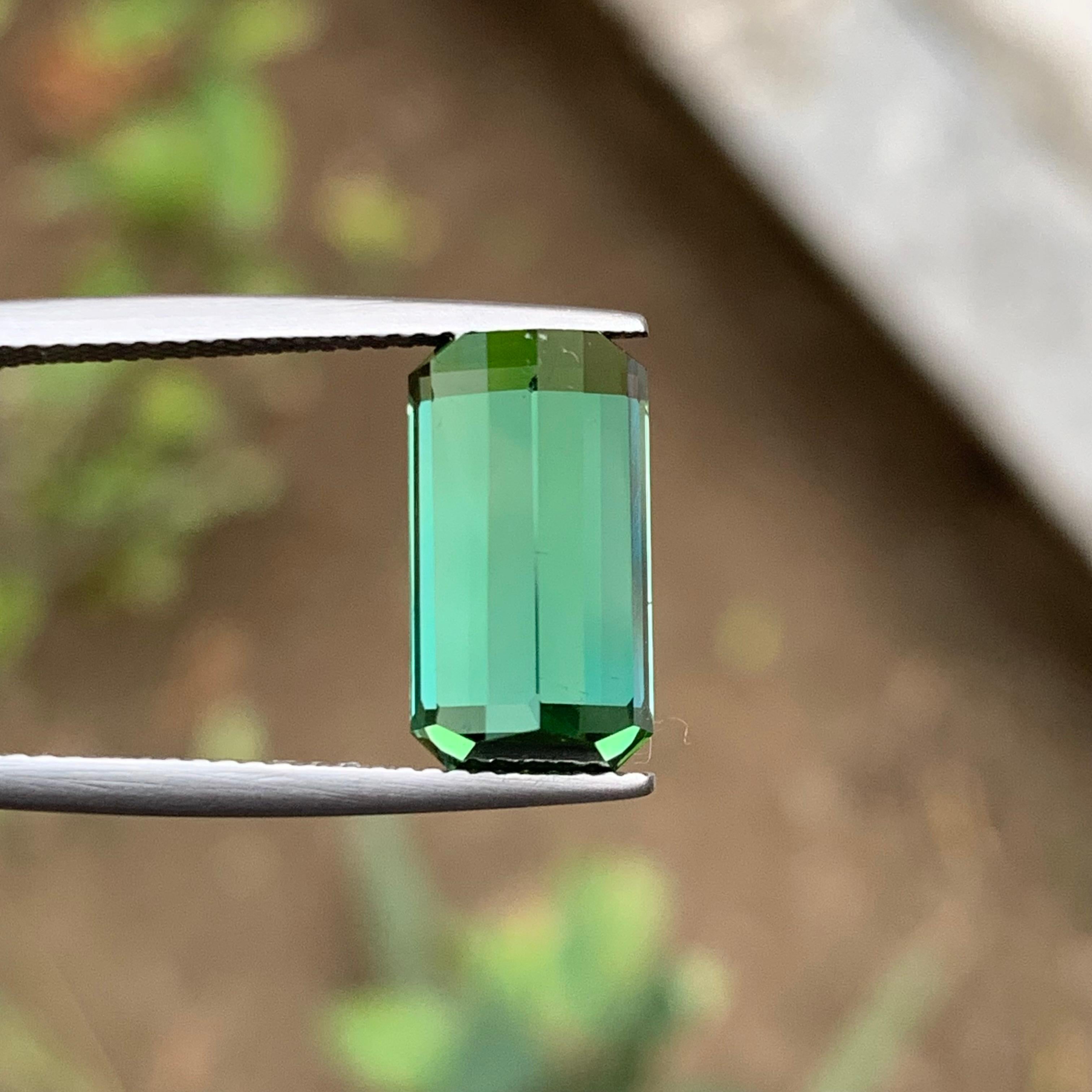 Bague et pendentif en tourmaline naturelle vert bleuté, pierre précieuse non sertie taille émeraude 6,80 carats en vente 4