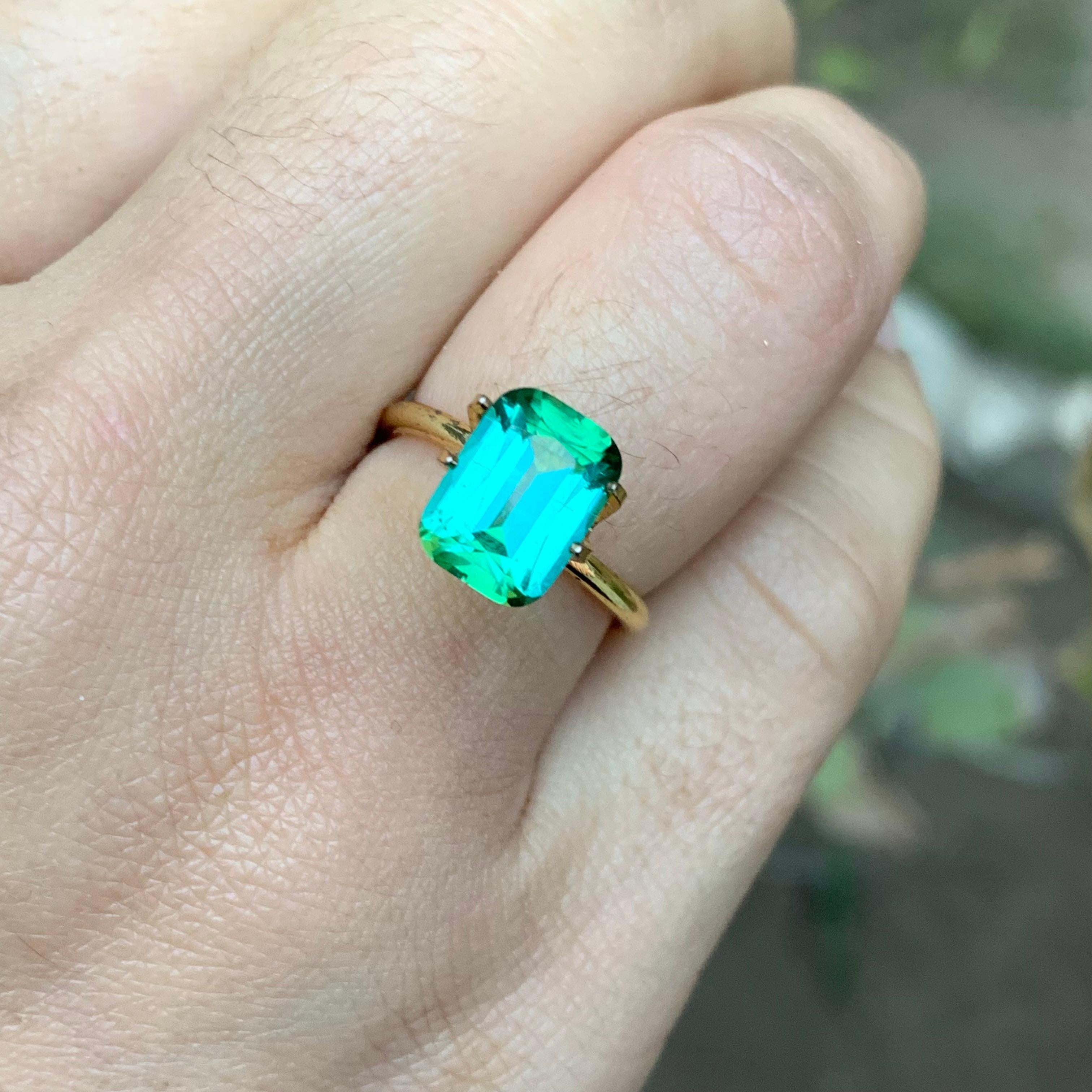 Taglio cuscino Bluish Green Tourmaline 3.00 Carat Cushion Cut Natural Loose Gemstone for Ring in vendita