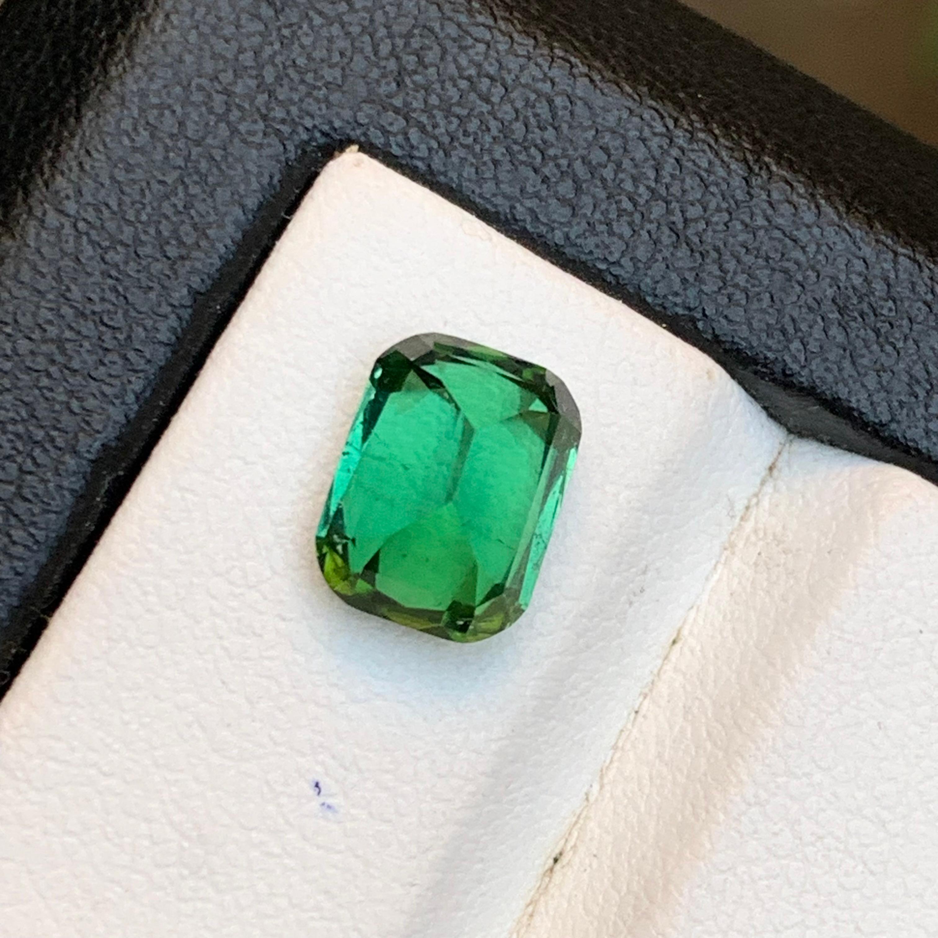 Tormalina verde bluastra da 3.04 carati con taglio a cuscino Gemma naturale sfusa per anello in vendita 4