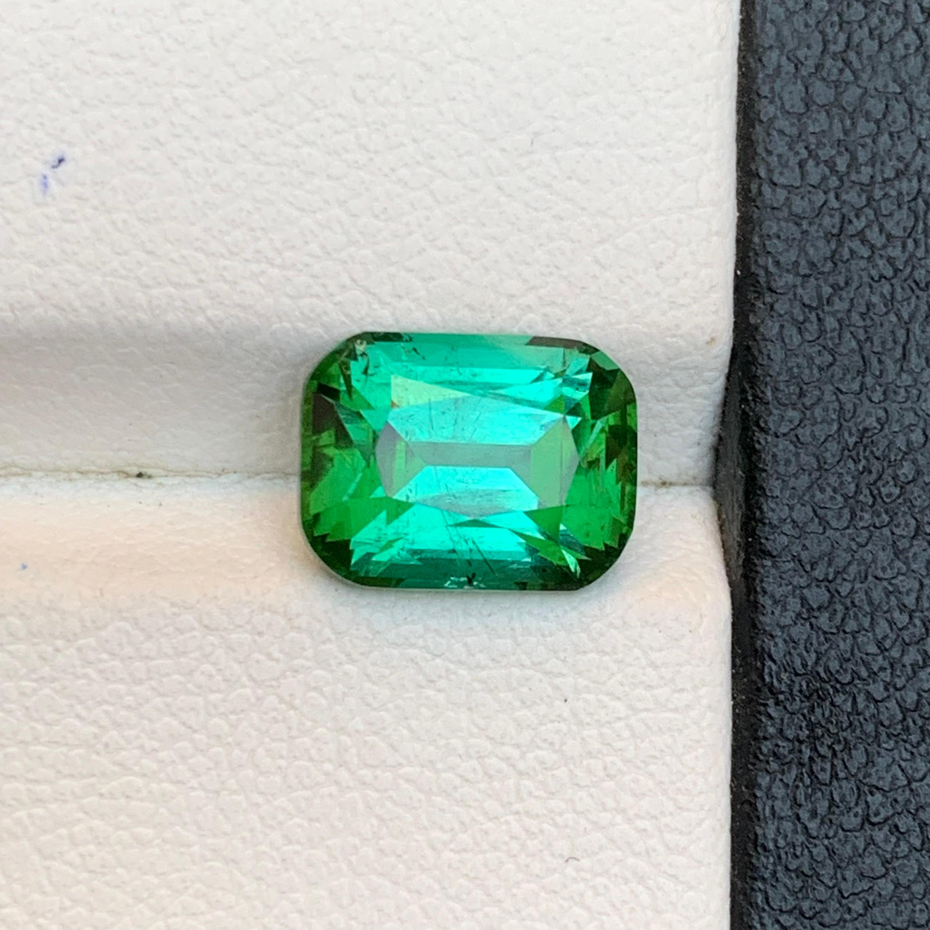 Tormalina verde bluastra da 3.04 carati con taglio a cuscino Gemma naturale sfusa per anello in vendita 6