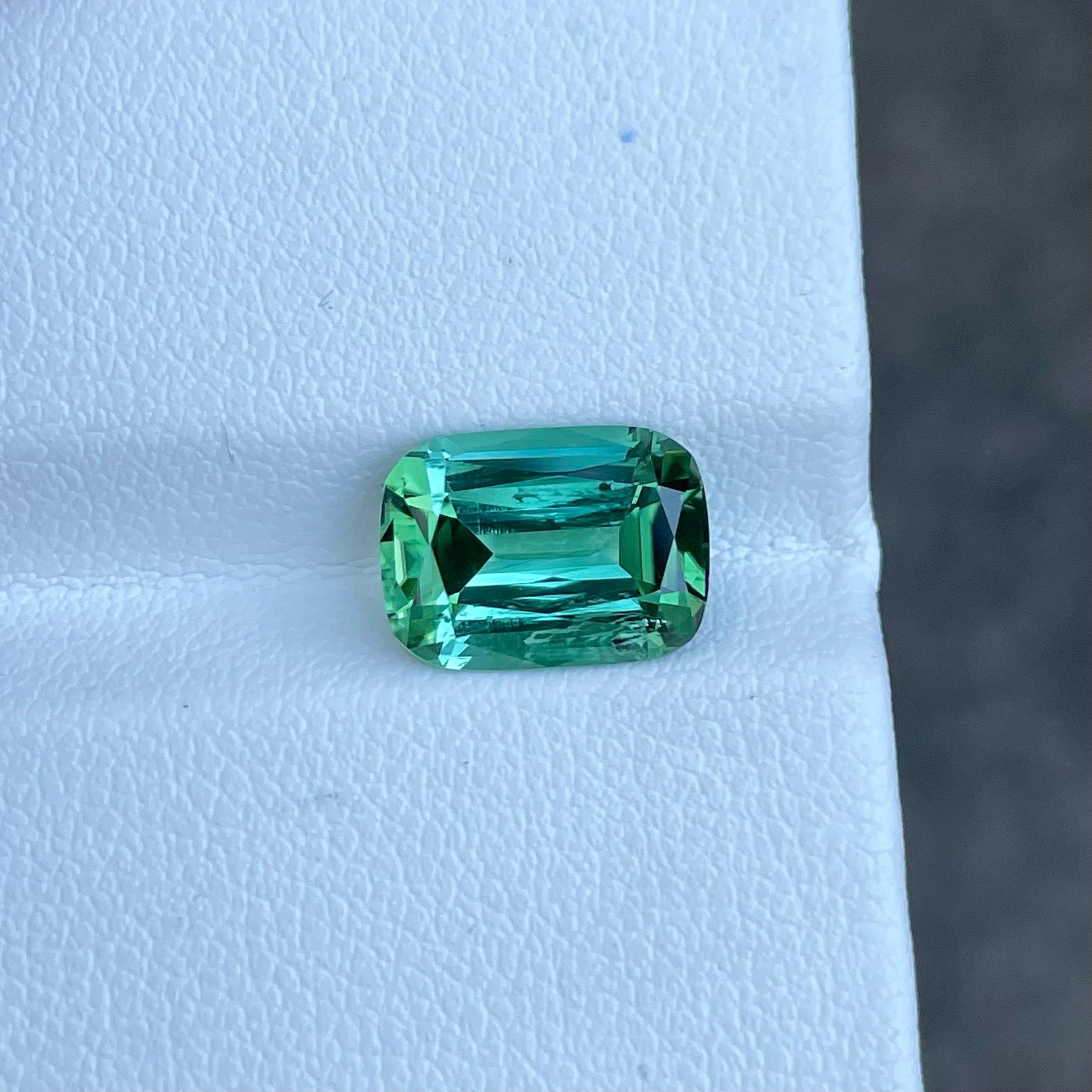 Bluish Green Tourmaline 4.00 Carats Step Cushion Cut Natural Afghan Gemstone In New Condition For Sale In Bangkok, TH
