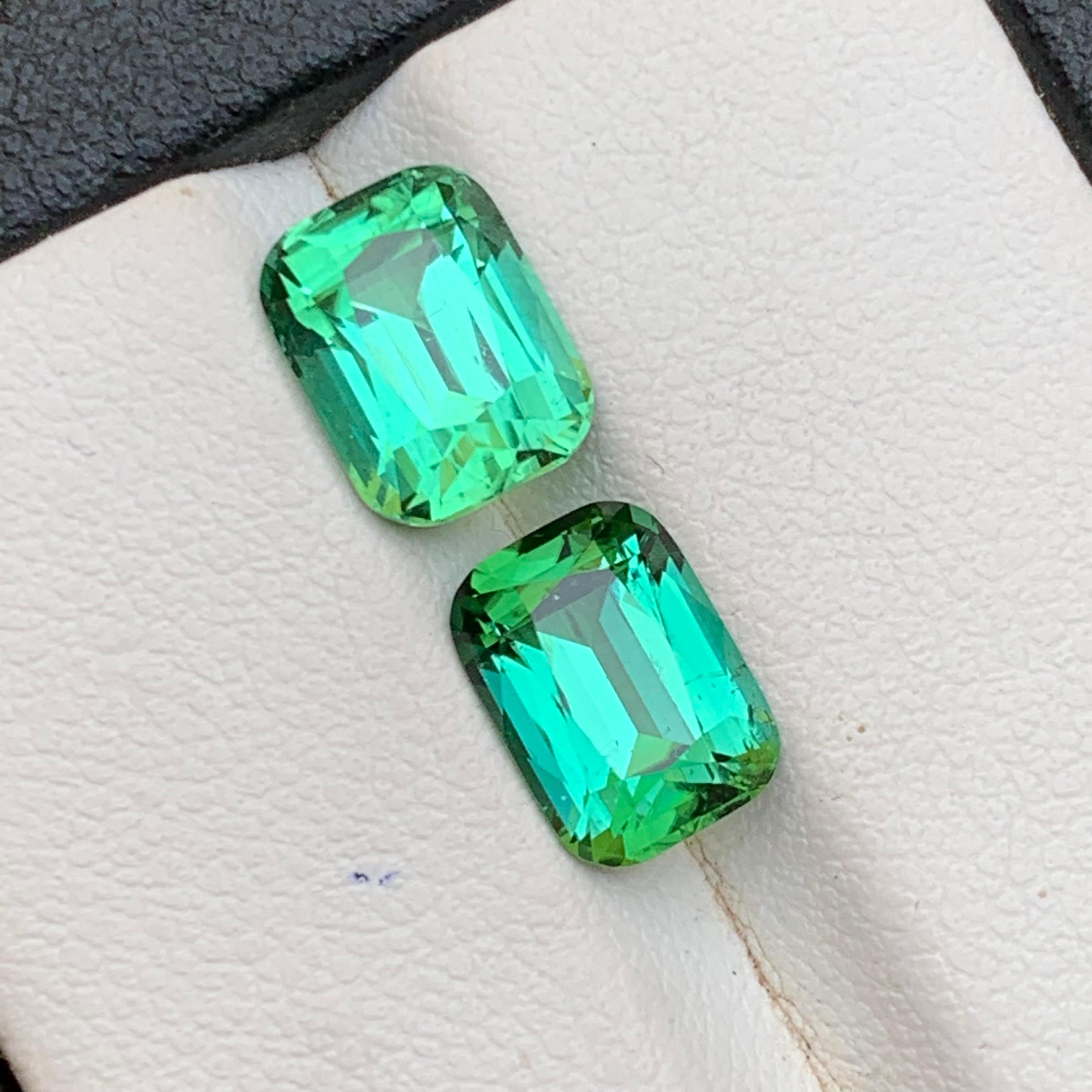 Bluish Green Tourmaline 4.92 Ct Cushion Cut Natural Loose Gemstone Set Earrings in vendita 4