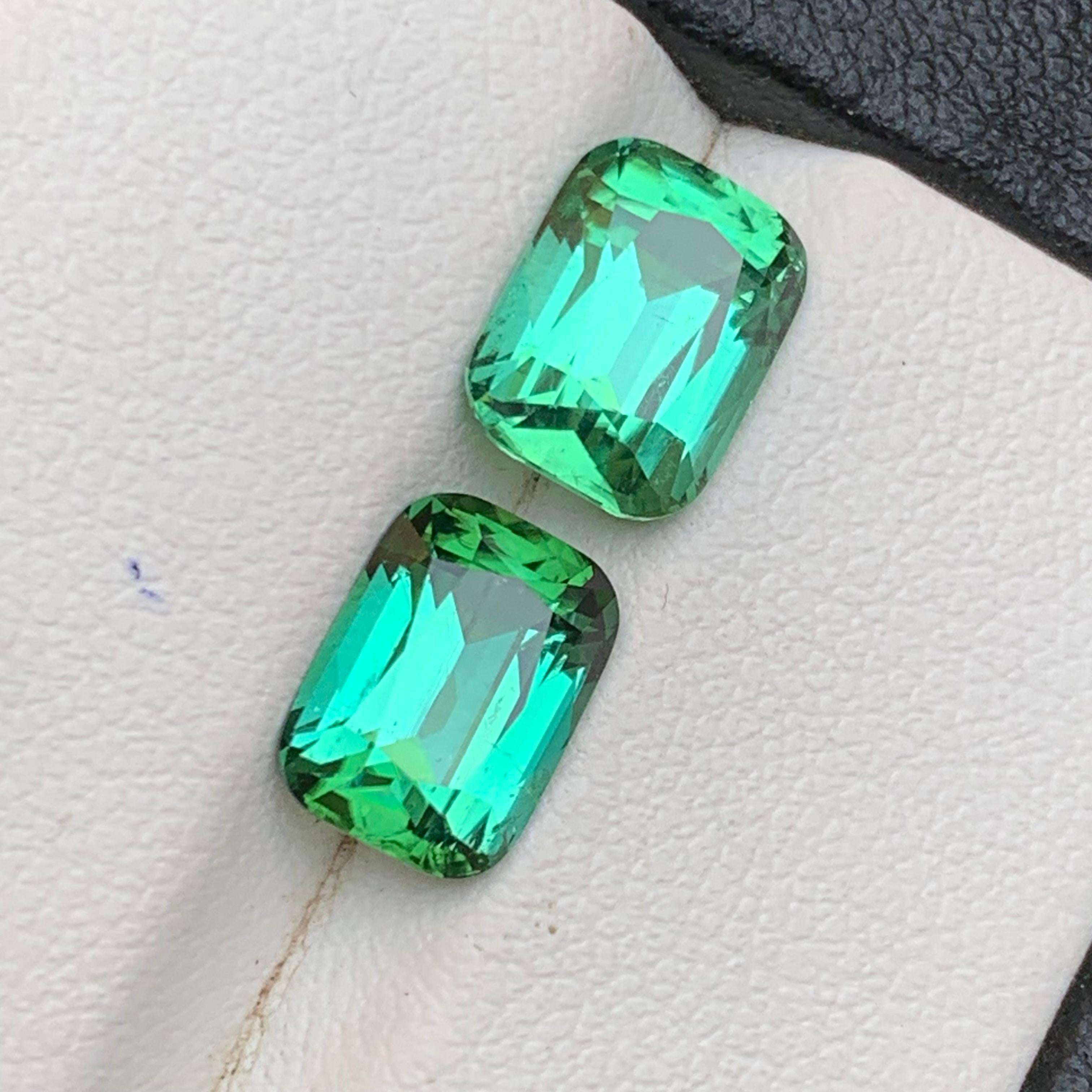 Bluish Green Tourmaline 4.92 Ct Cushion Cut Natural Loose Gemstone Set Earrings in vendita 7