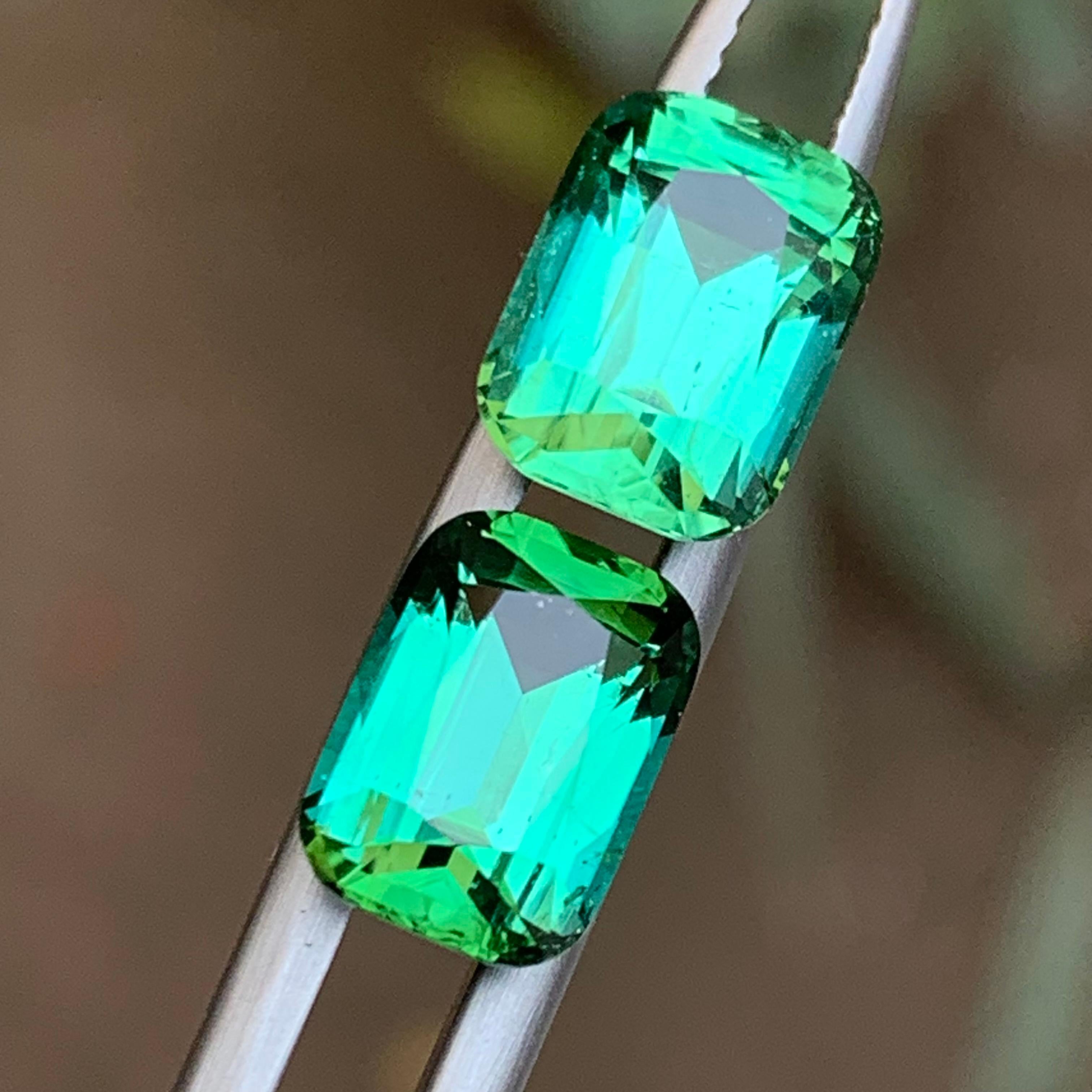 Bluish Green Tourmaline 4.92 Ct Cushion Cut Natural Loose Gemstone Set Earrings in vendita 1