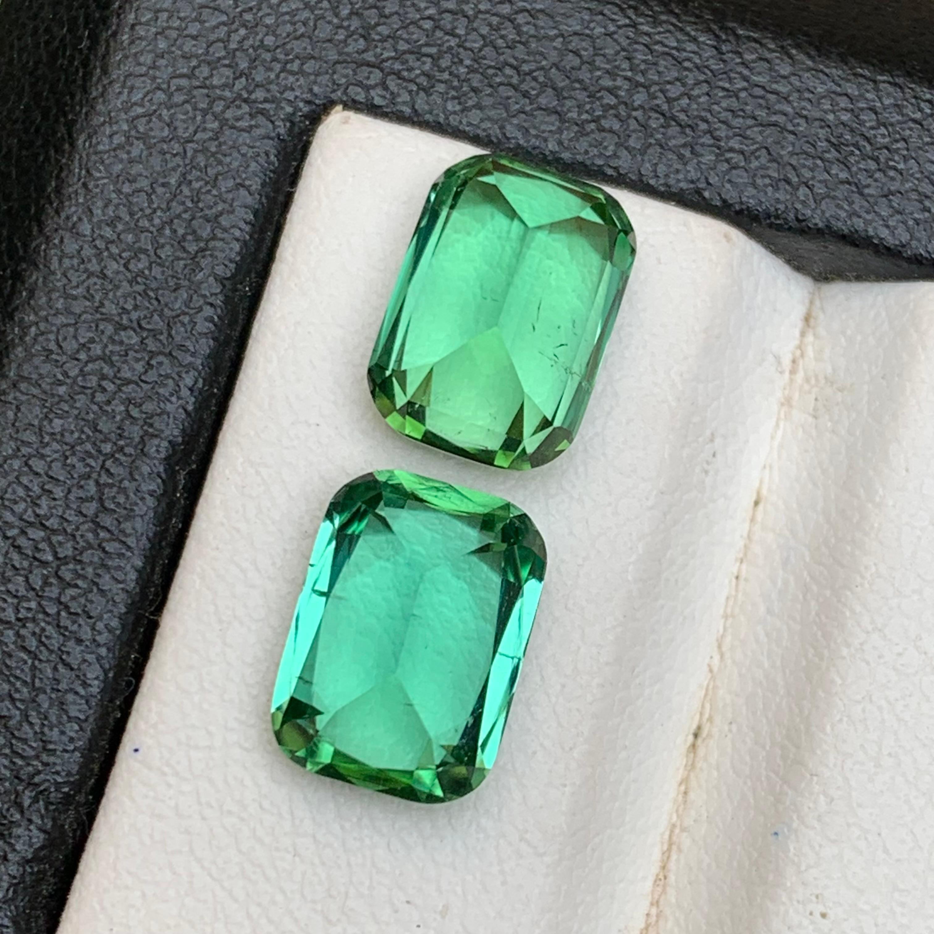 Bluish Green Tourmaline 6.50 Ct Cushion Cut Natural Loose Gemstone Set Earrings en vente 4