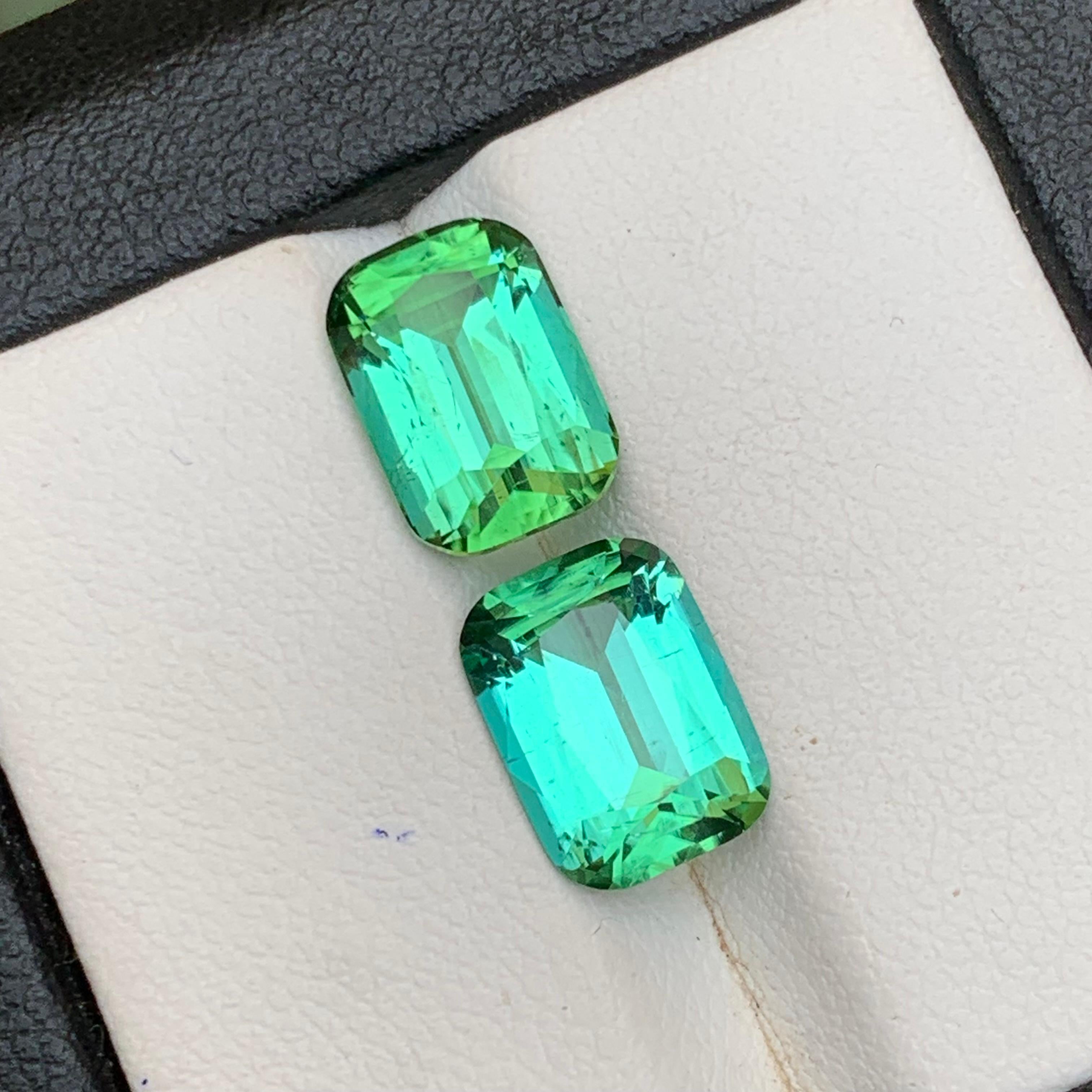Taille coussin Bluish Green Tourmaline 6.50 Ct Cushion Cut Natural Loose Gemstone Set Earrings en vente