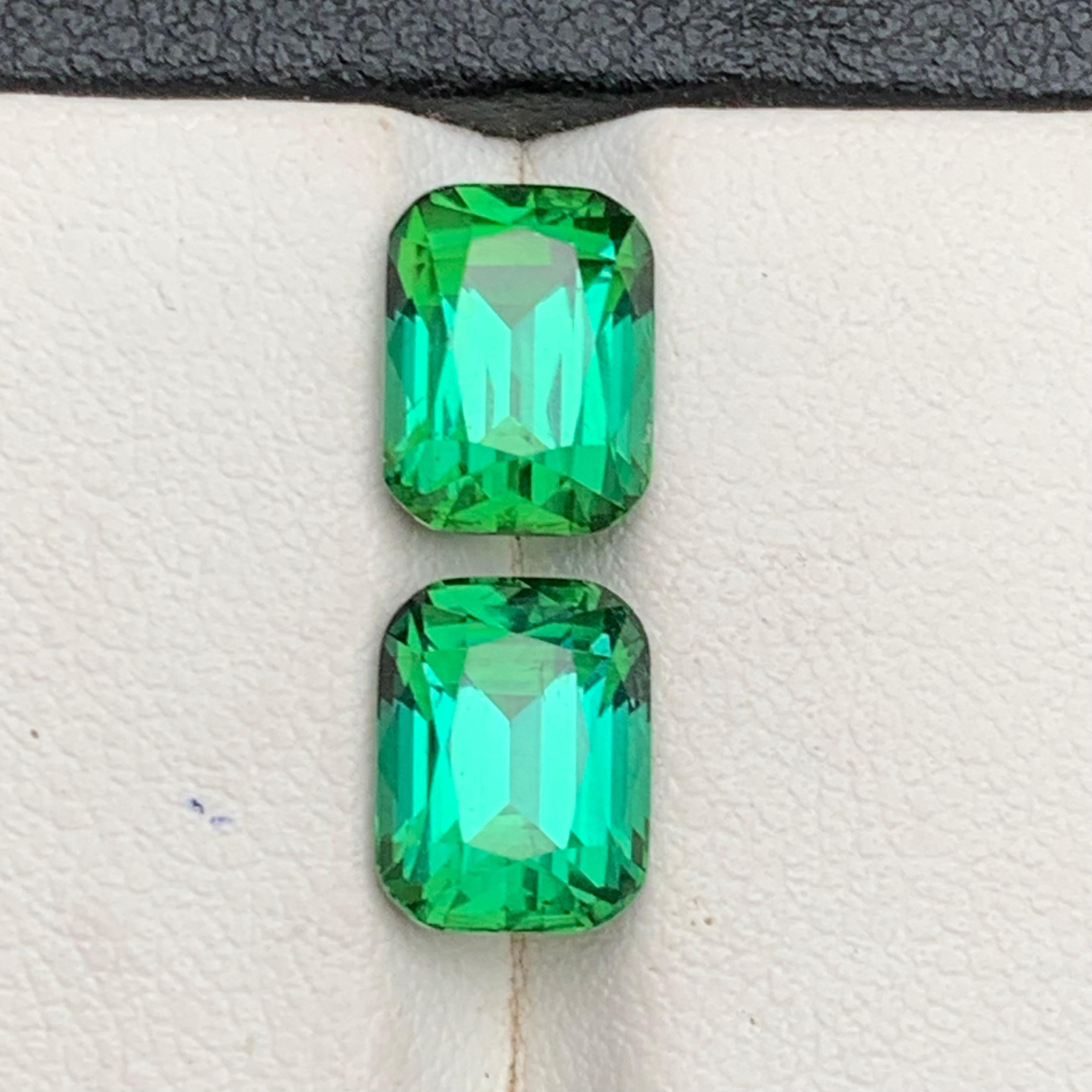 Bluish Green Tourmaline Pair 6.67 Ct Cushion Cut Natural Loose Gemstone-Earrings in vendita 7