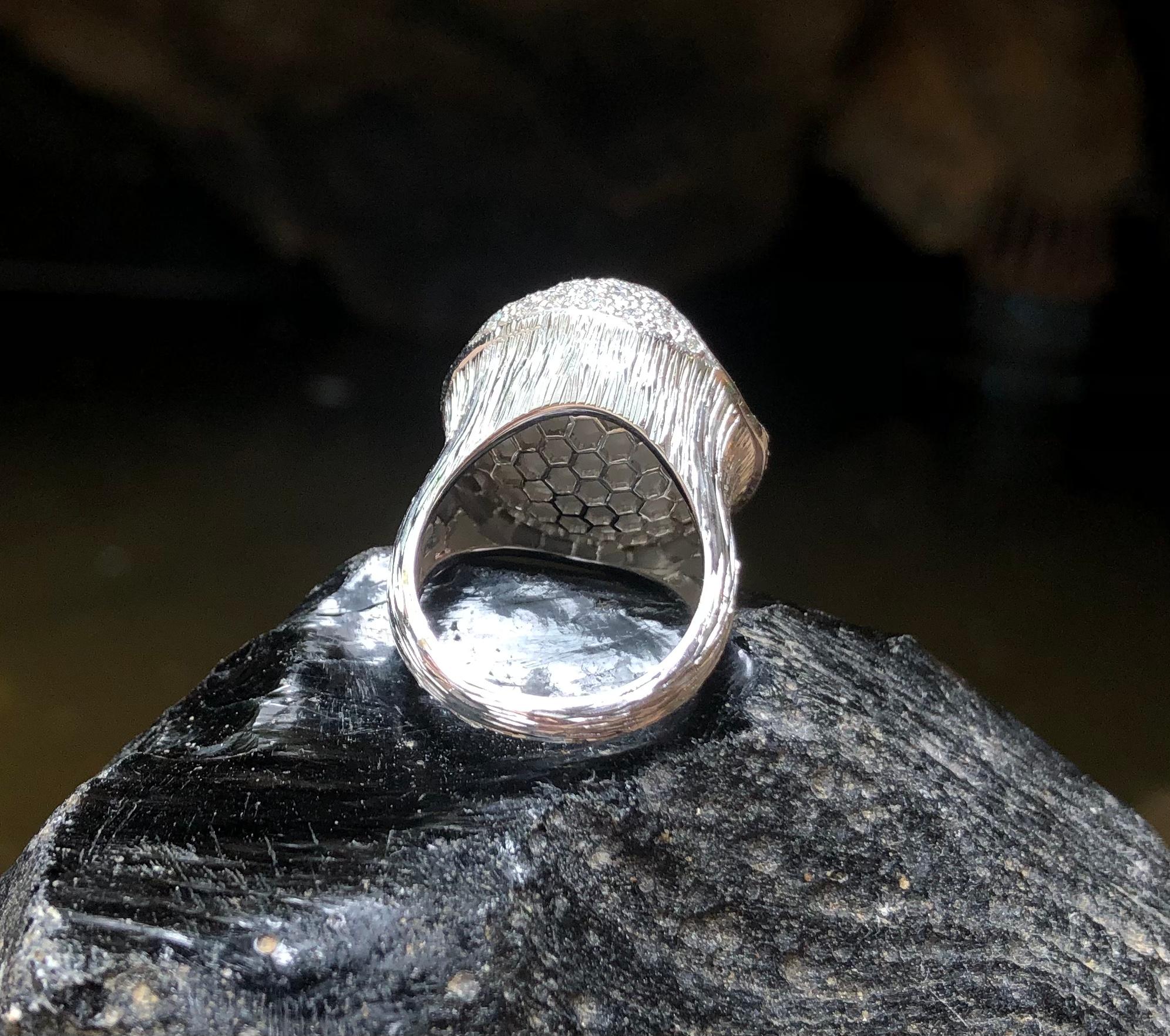 Bluish Grey Mabe Pearl with Diamond Ring Set in 18 Karat White Gold Settings For Sale 6