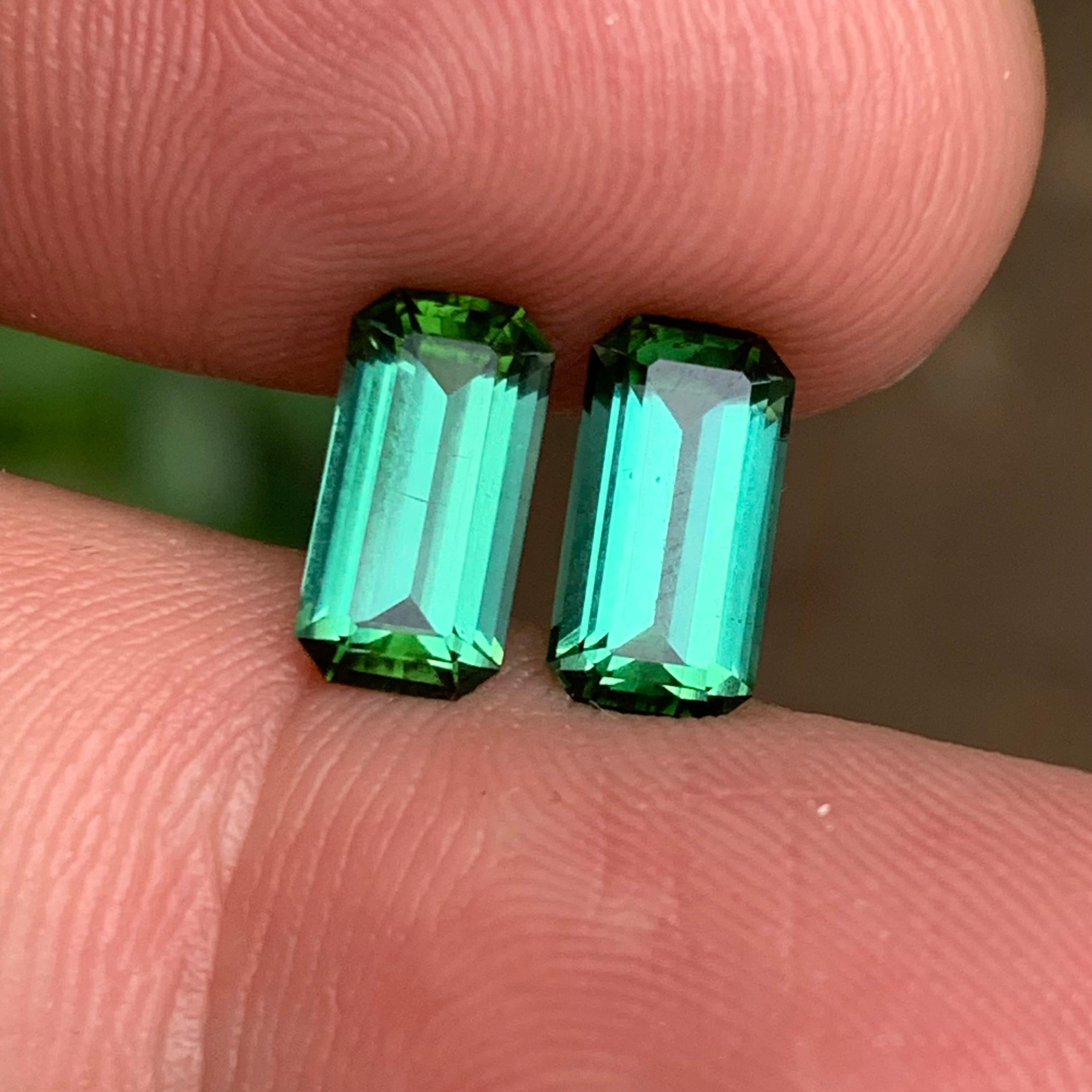 Paire de pierres en vrac Greene & Greene Greene Tourmaline naturelle 2.80 ct pour bijoux Neuf - En vente à Peshawar, PK