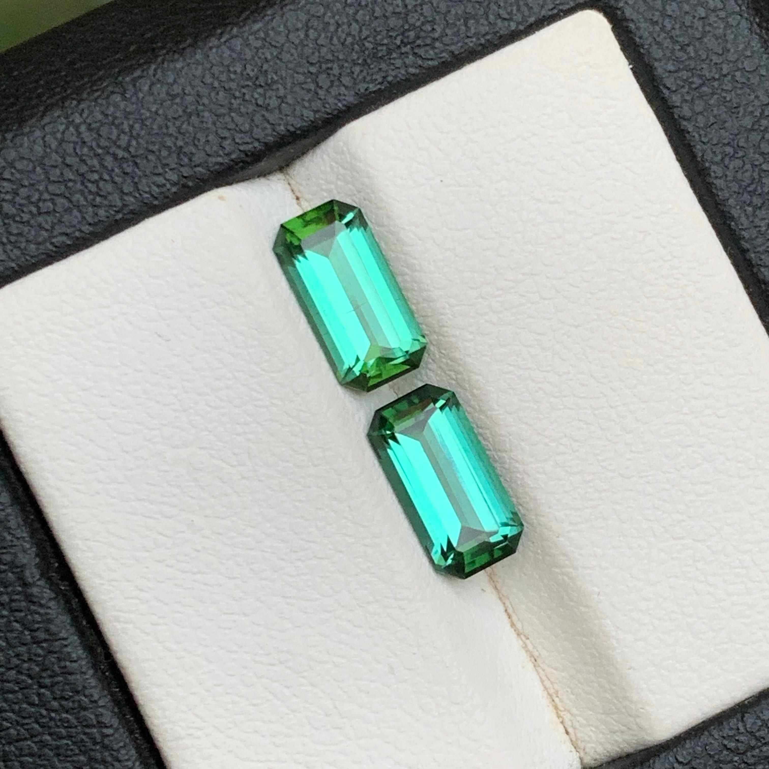 Tourmaline verte bleuâtre 2.8 ct Naturelle Paire de pierres précieuses pour boucles d'oreilles en vente 5