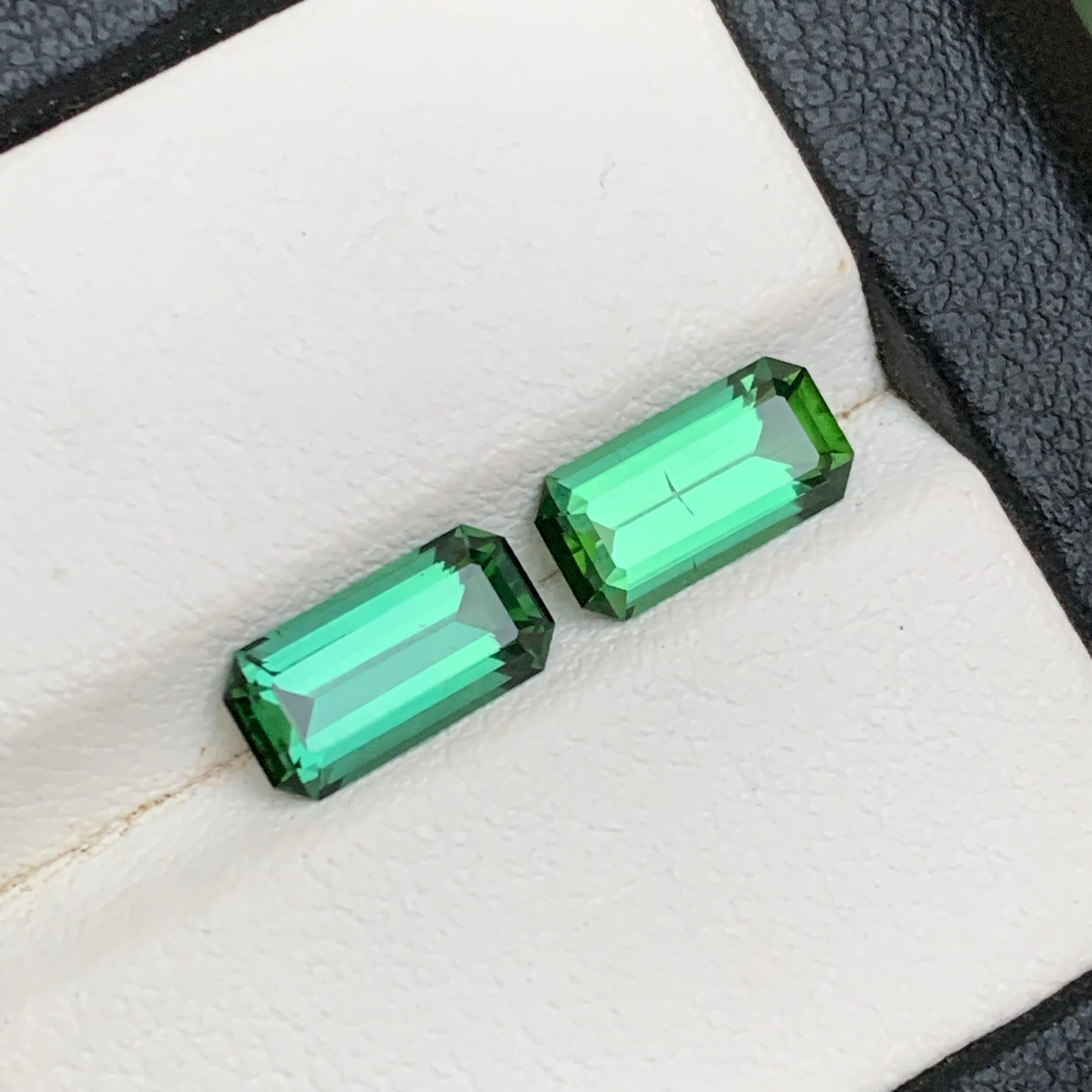 Tourmaline verte bleuâtre 2.8 ct Naturelle Paire de pierres précieuses pour boucles d'oreilles en vente 6