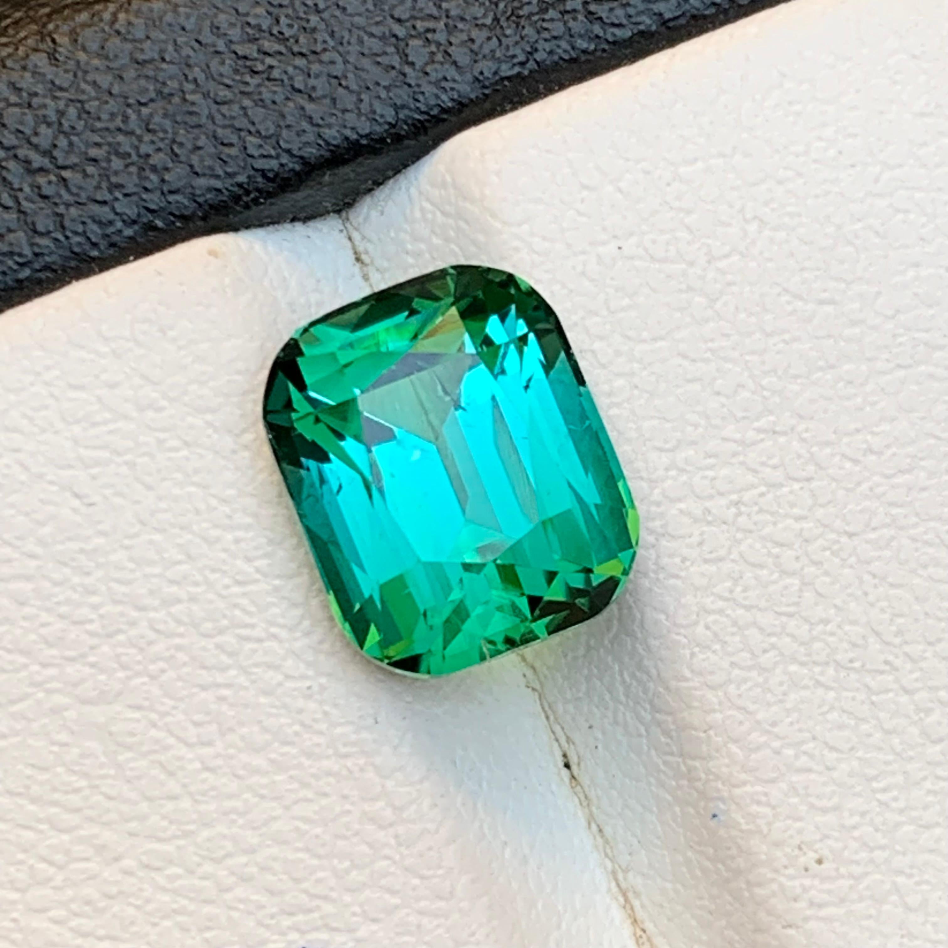 Blauer Lagunengrüner Turmalin 4,75 Karat Cushion-Schliff Natürlicher Loser Edelstein Ring (Zeitgenössisch) im Angebot