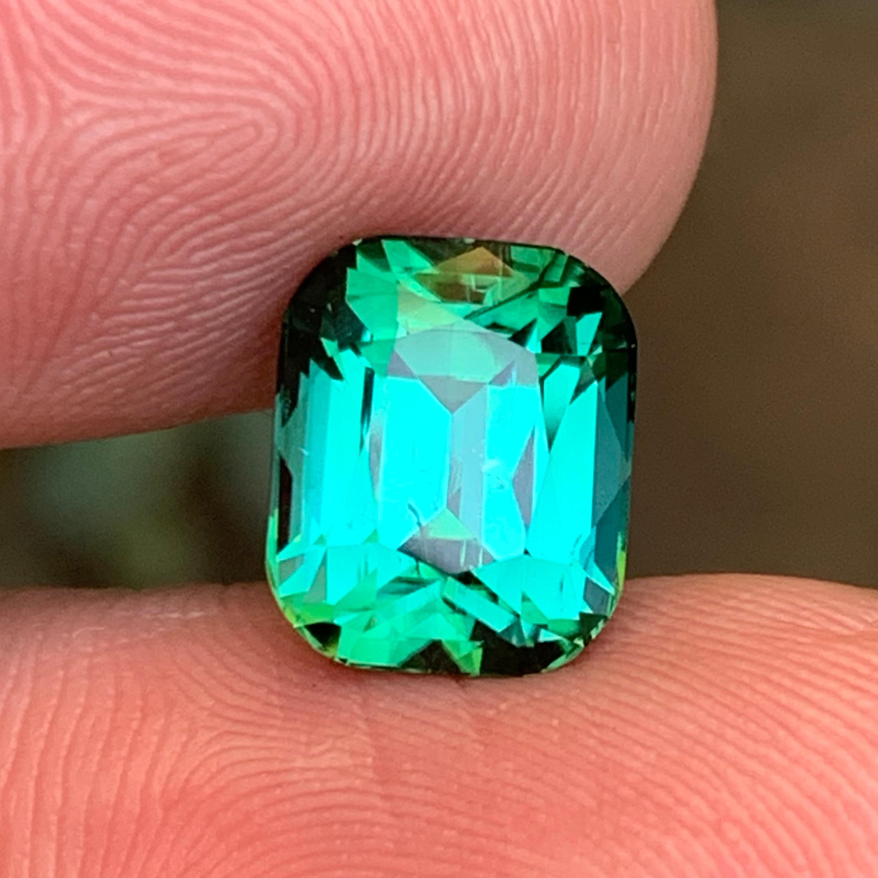 Blauer Lagunengrüner Turmalin 4,75 Karat Cushion-Schliff Natürlicher Loser Edelstein Ring im Angebot 1