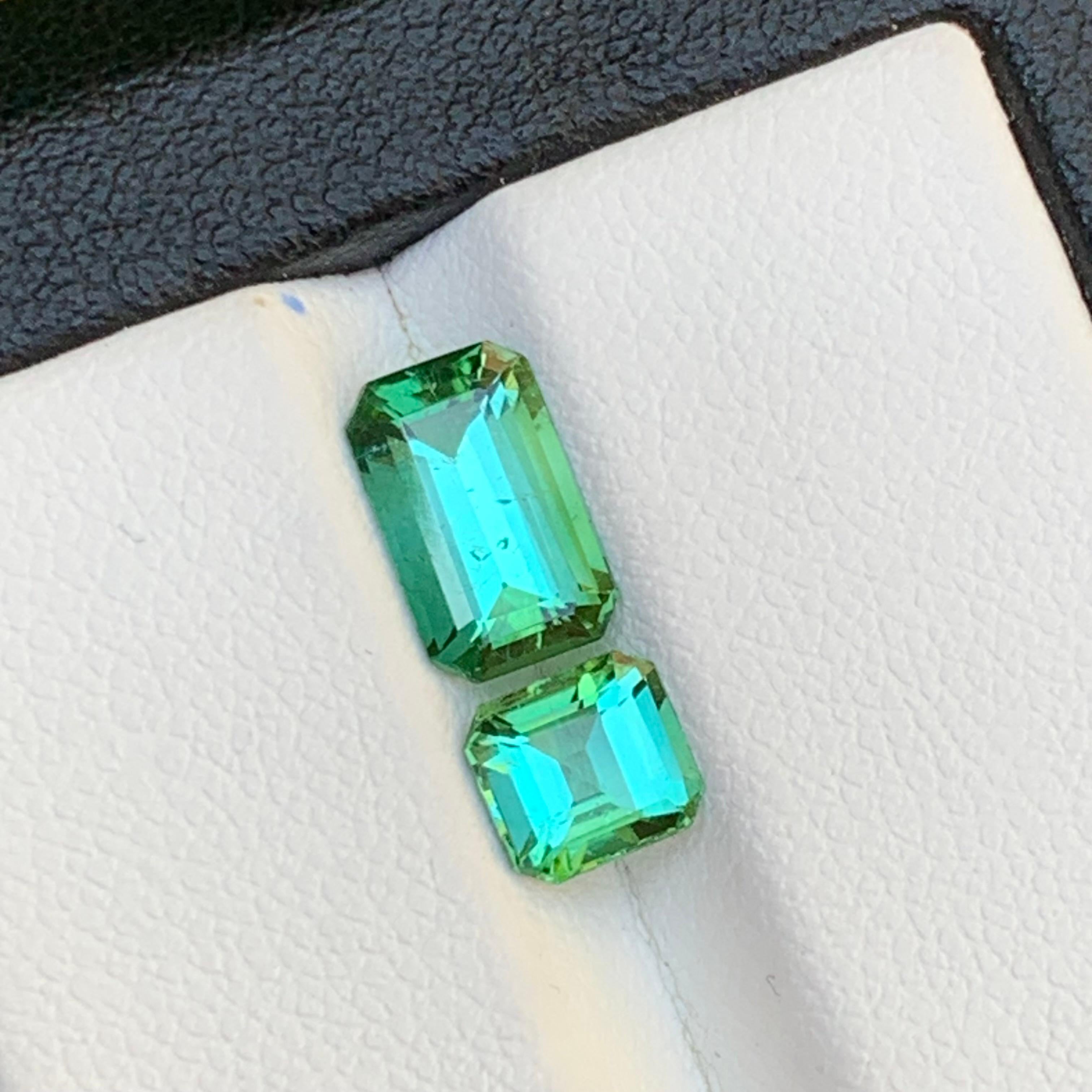 Contemporain Greene & Greene Greene - Tourmaline Naturelle 2.45 Ct Emerald Cut-Jewelry en vente