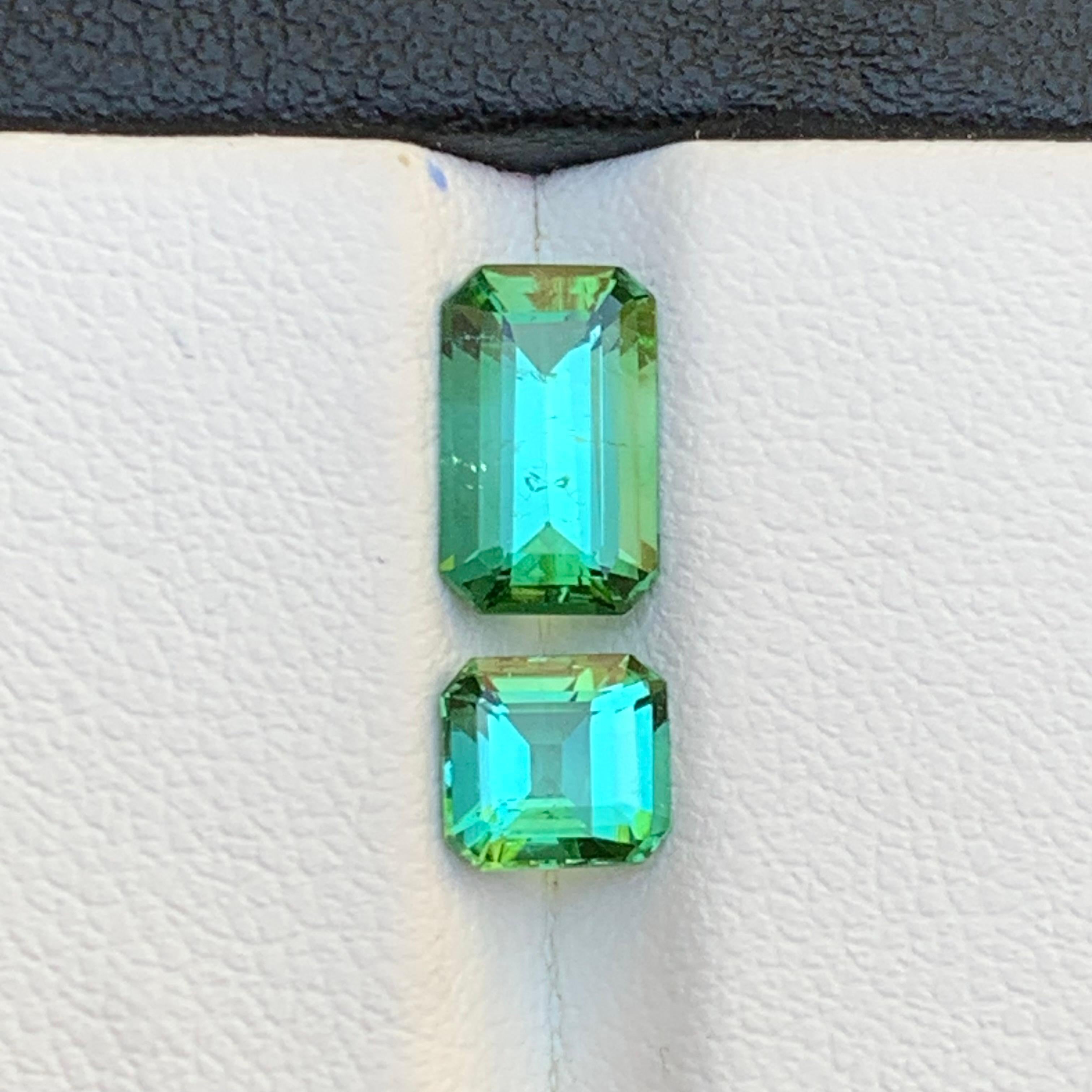Taille émeraude Greene & Greene Greene - Tourmaline Naturelle 2.45 Ct Emerald Cut-Jewelry en vente