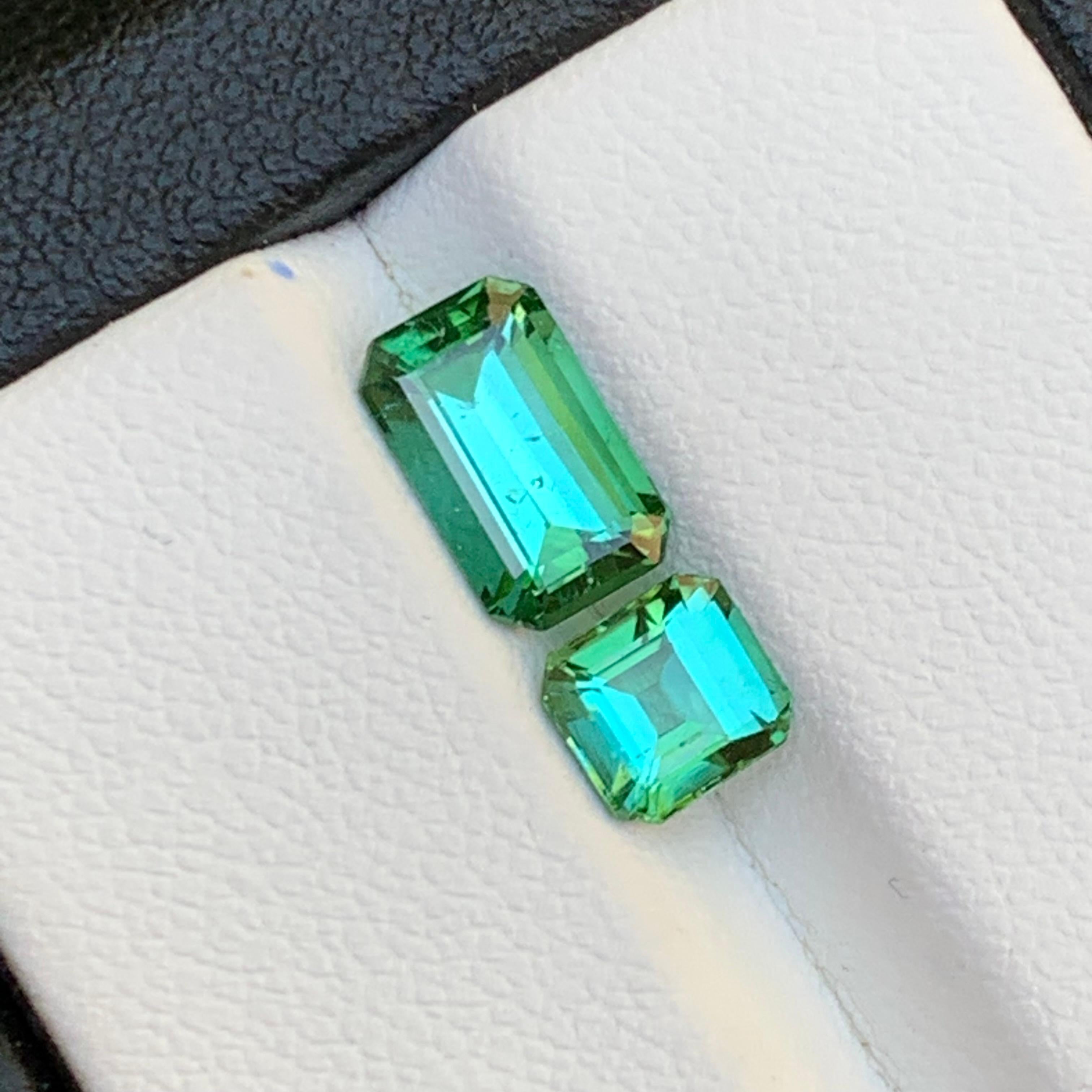 Greene & Greene Greene - Tourmaline Naturelle 2.45 Ct Emerald Cut-Jewelry en vente 1