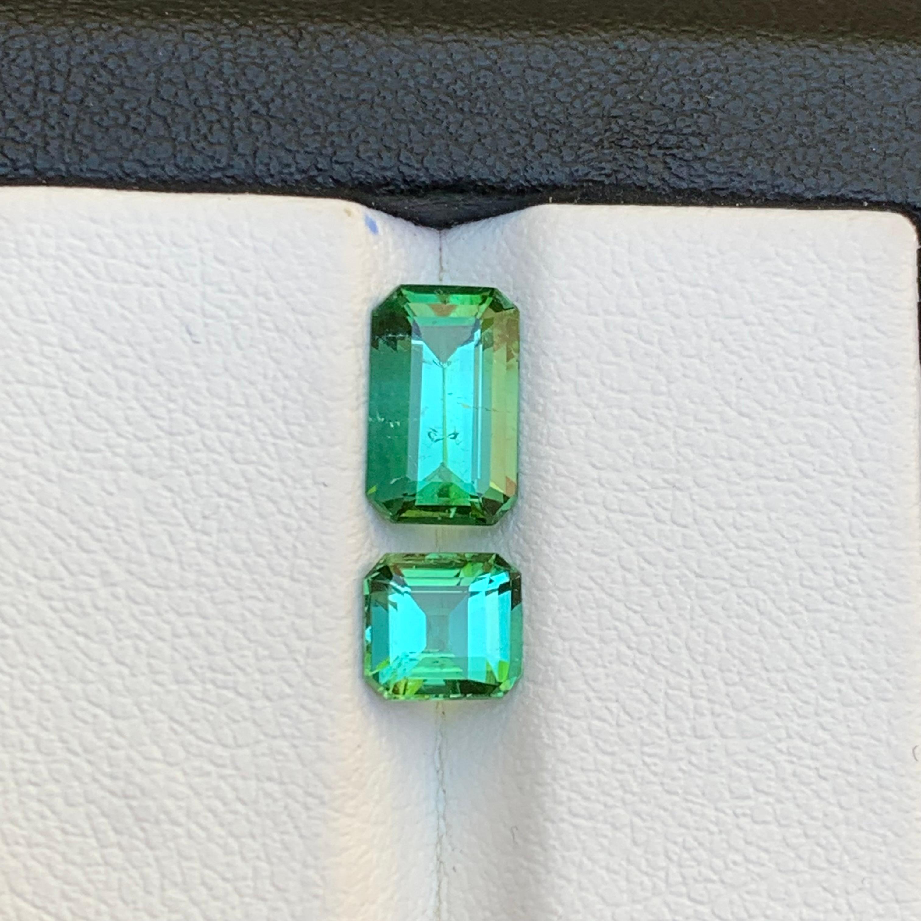 Greene & Greene Greene - Tourmaline Naturelle 2.45 Ct Emerald Cut-Jewelry en vente 2