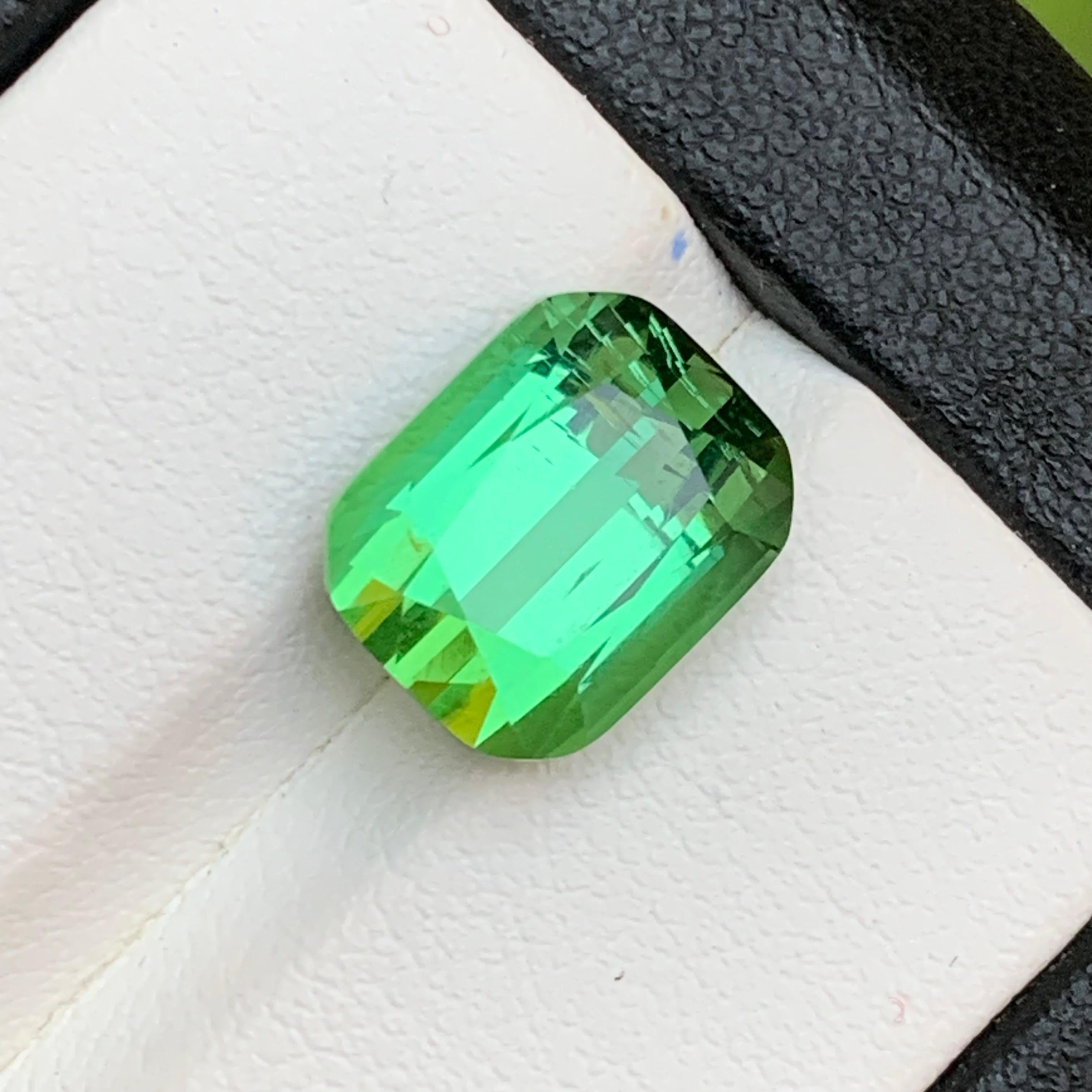 Bluish Minty Green Natural Tourmaline Ring Loose Gemstone 7.60 Ct Cushion Cut For Sale 1