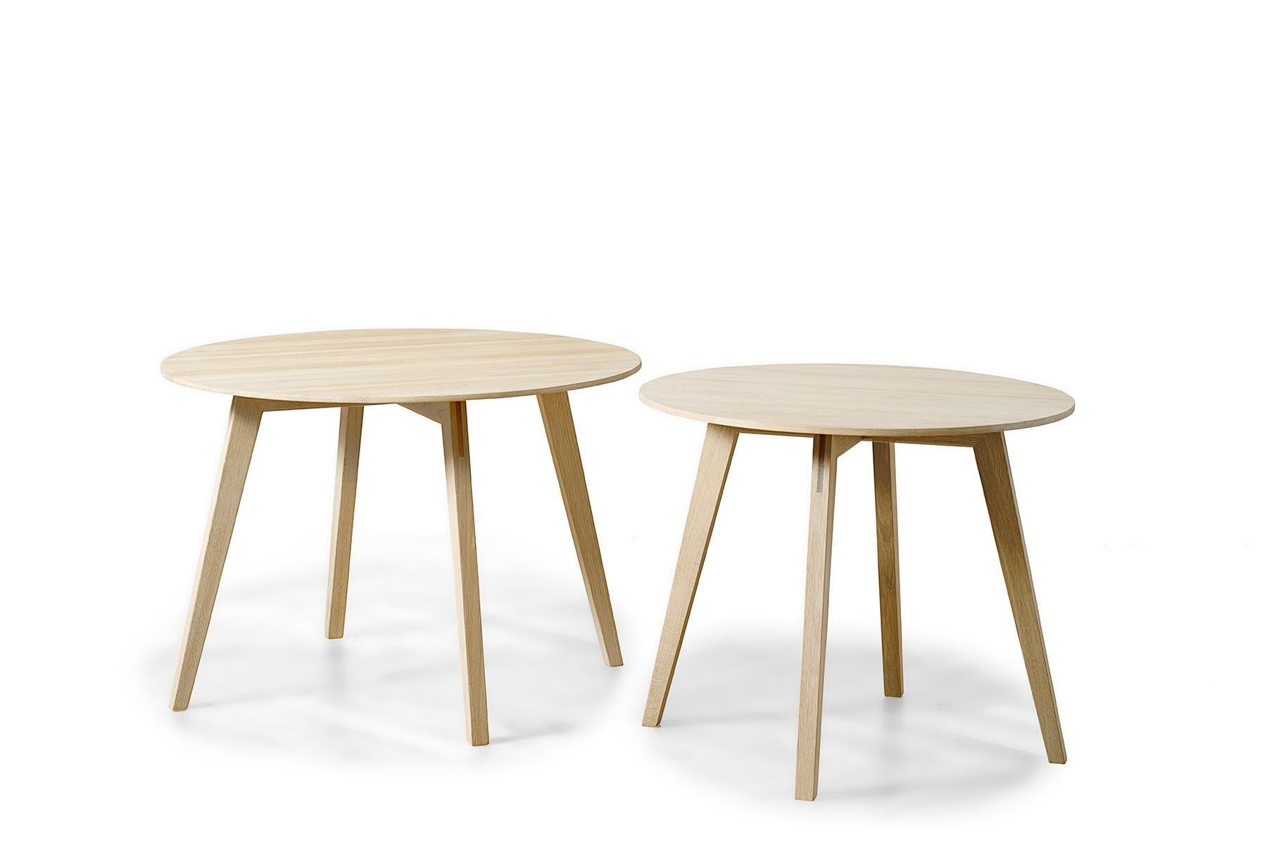 Designed by Blum and Balle for GETAMA in 2012, this side table known as the circle features unparalleled craftsmanship in a Minimalist silhouette. Flawless joinery throughout. This piece is hand built at GETAMA’s factory in Gedsted, Denmark by