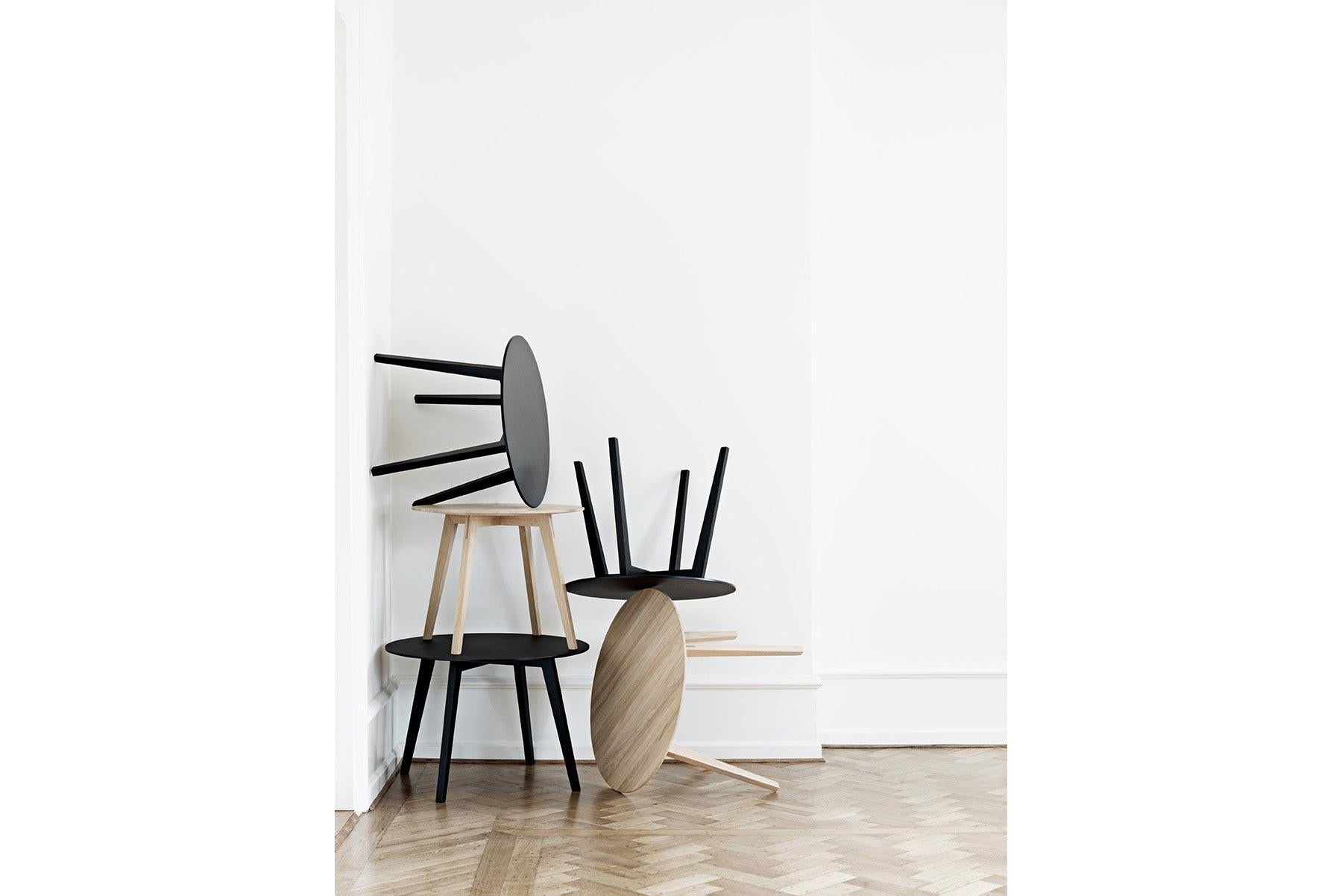 Blum and Balle Kreis Beistelltisch, Laminat und Eiche (Moderne der Mitte des Jahrhunderts) im Angebot