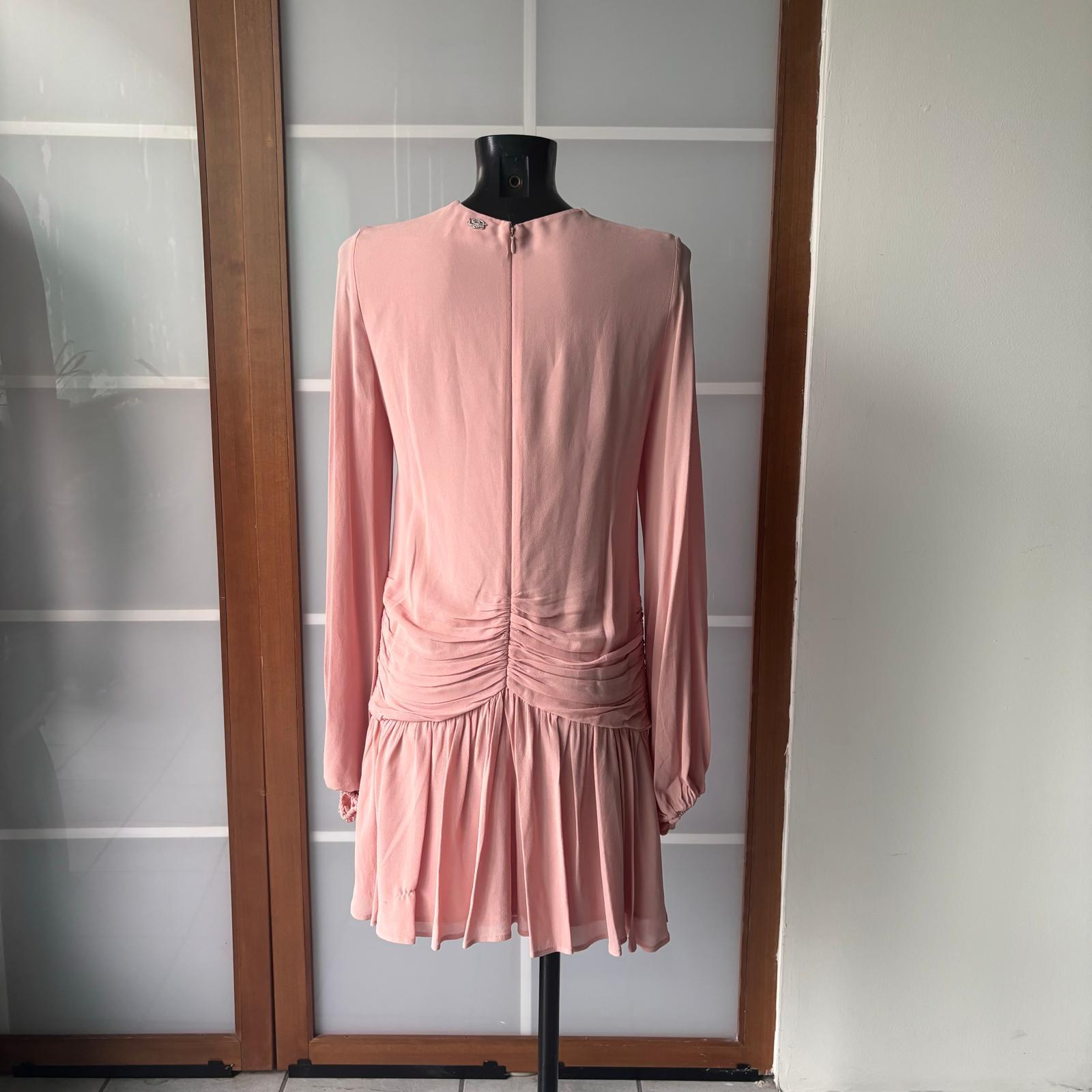 Blumarine - Rosa kurzes Kleid mit Ausschnitt und Drapierung, neu (Brown) im Angebot