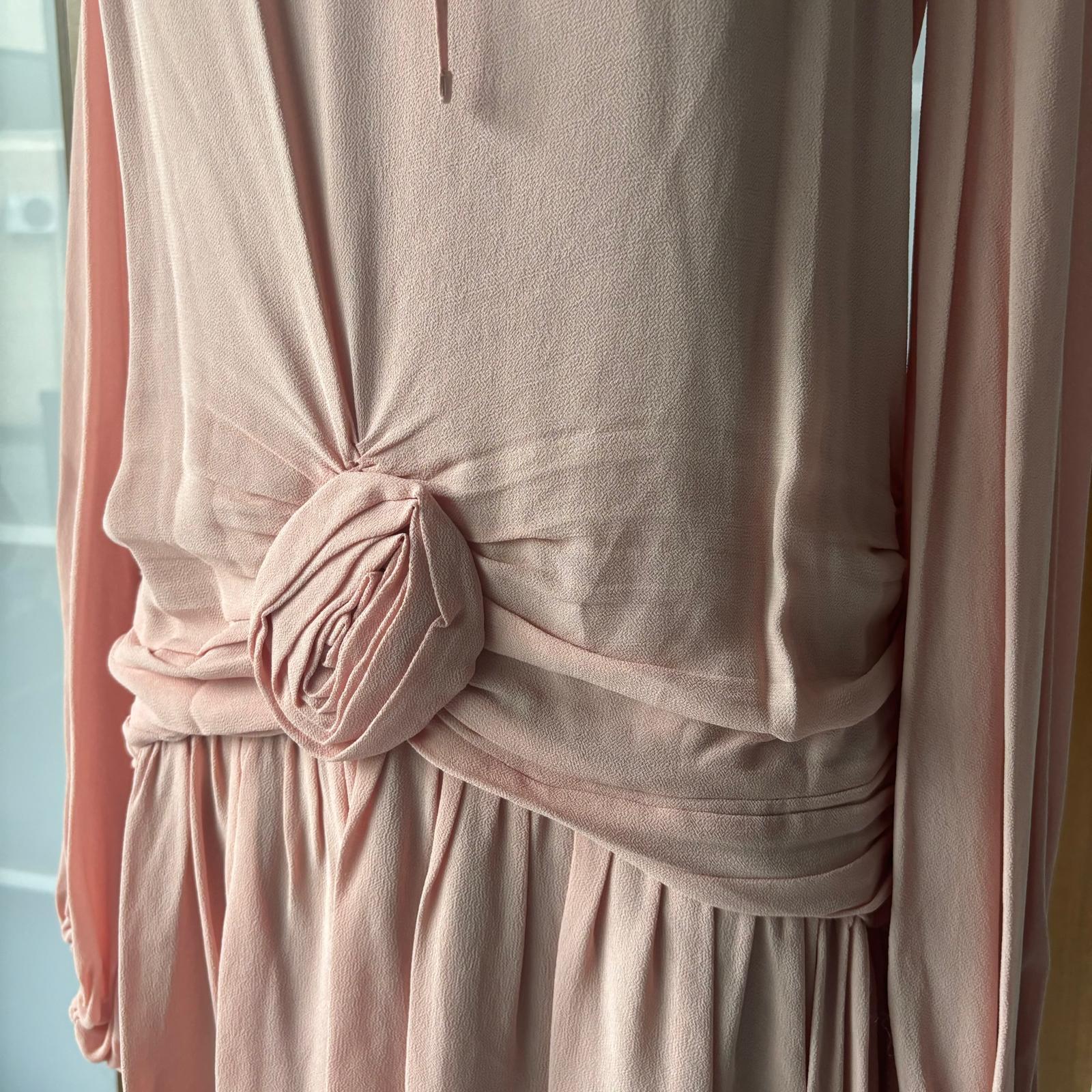 Blumarine - Rosa kurzes Kleid mit Ausschnitt und Drapierung, neu im Angebot 3
