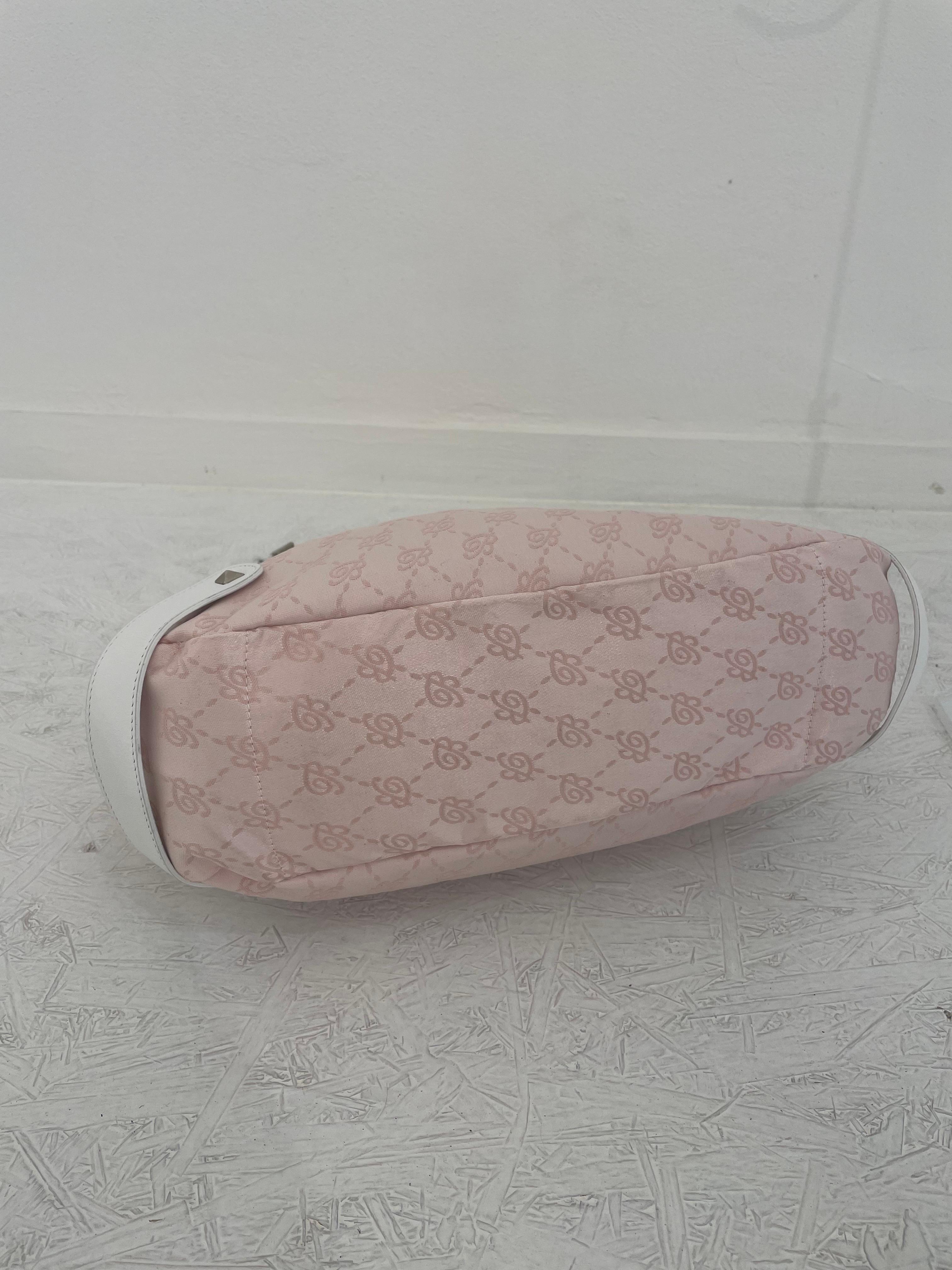 Borsa Blumarine in tessuto rosa con logo ricamato In condizioni ottime in vendita a Carnate, IT