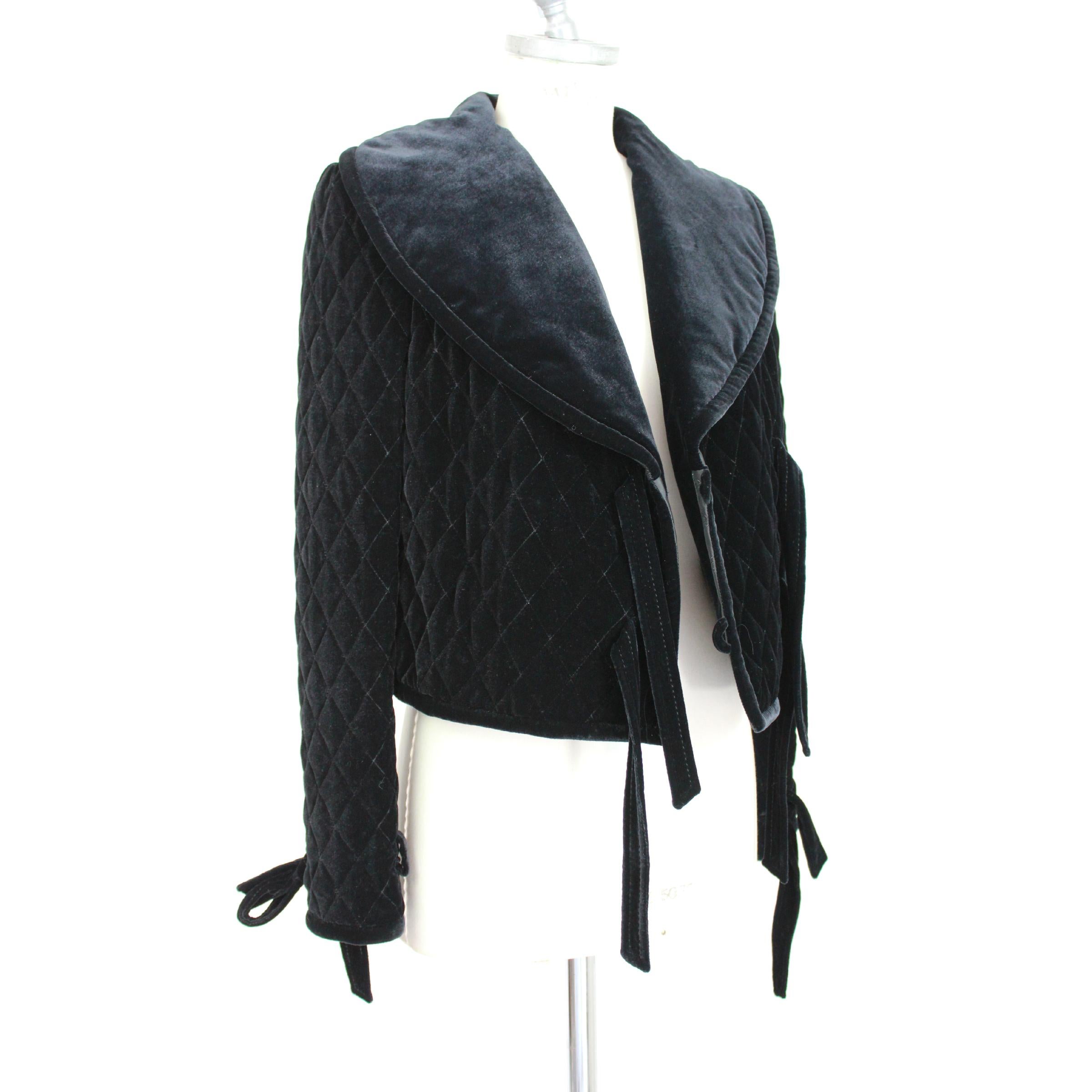 Women's Blumarine Black Silk Quilted Coat 2000s For Sale