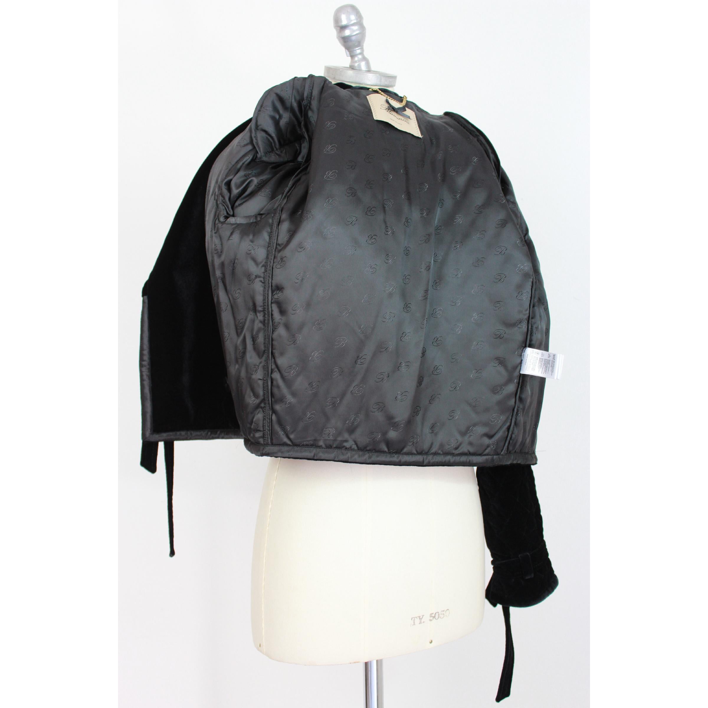 Blumarine Black Silk Quilted Short Jacket Bolero  In Excellent Condition In Brindisi, Bt