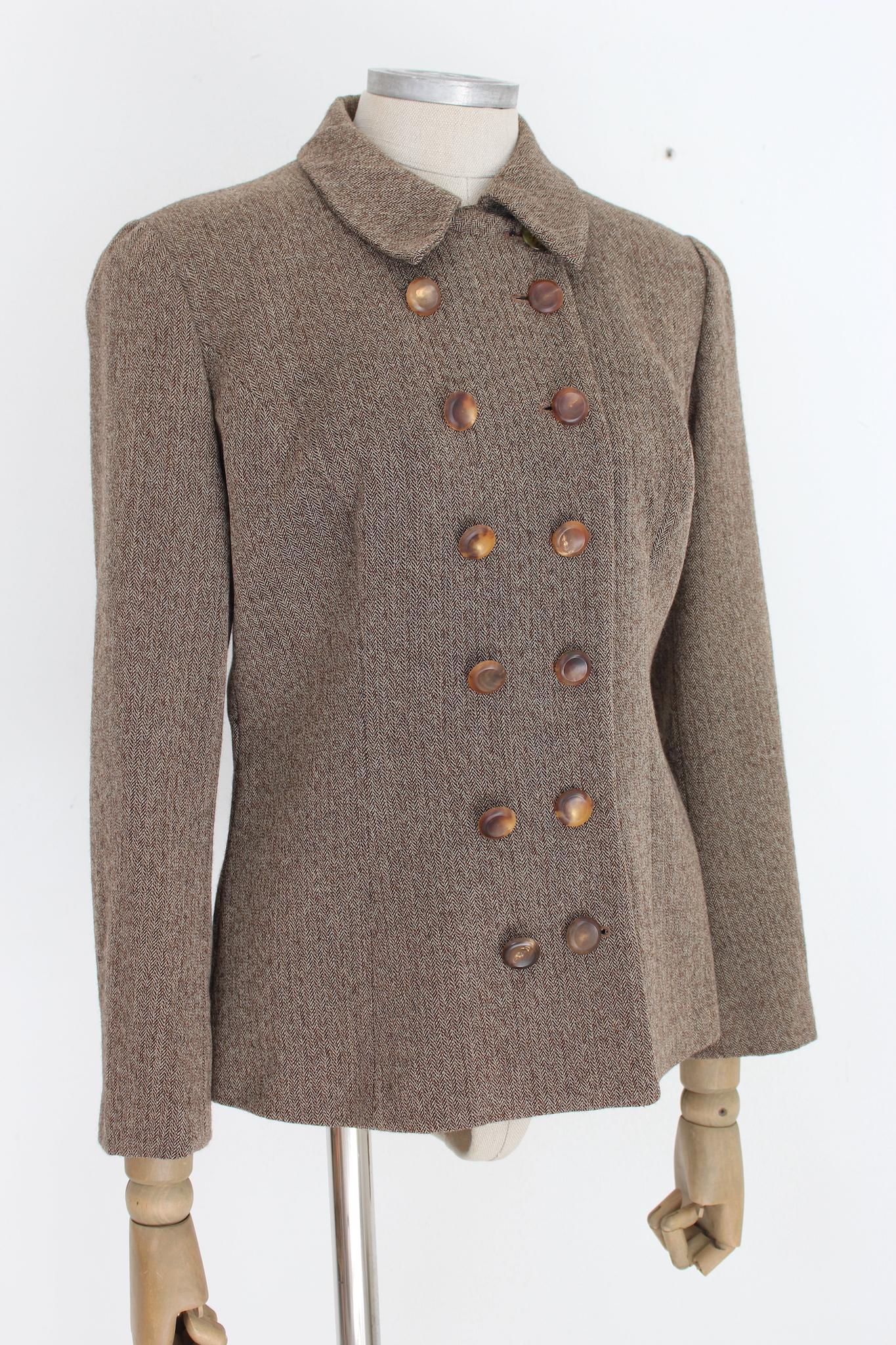 Blumarine Brown Herringbone Classic Coat In Excellent Condition For Sale In Brindisi, Bt