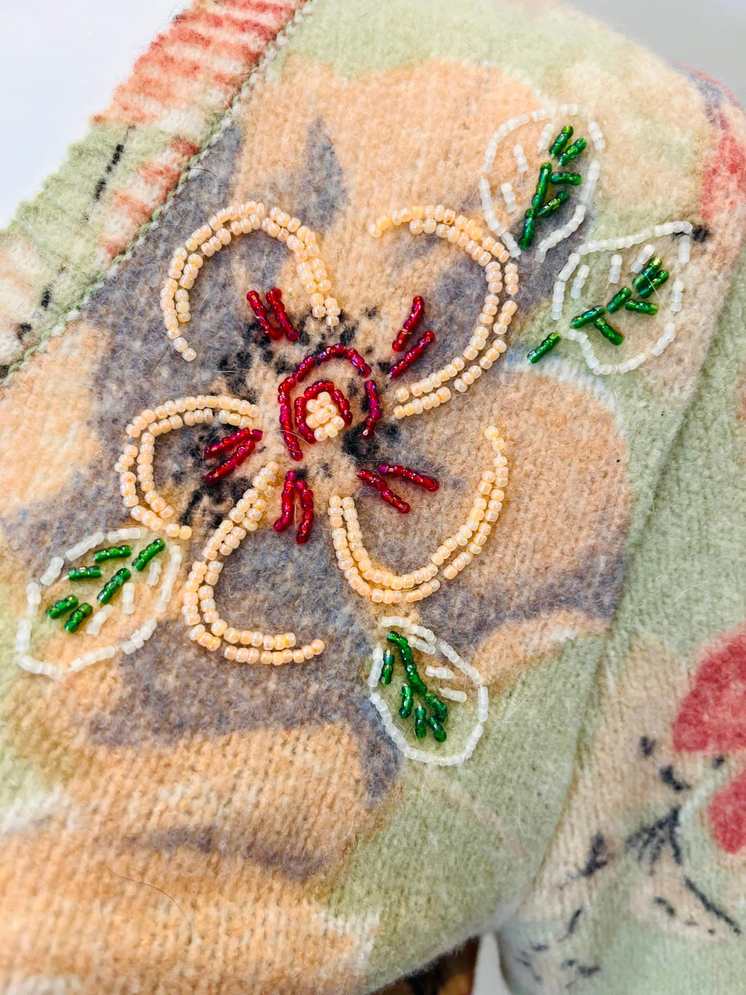 Cardigan en laine et angora brodé de motifs floraux Blumarine Pour femmes en vente