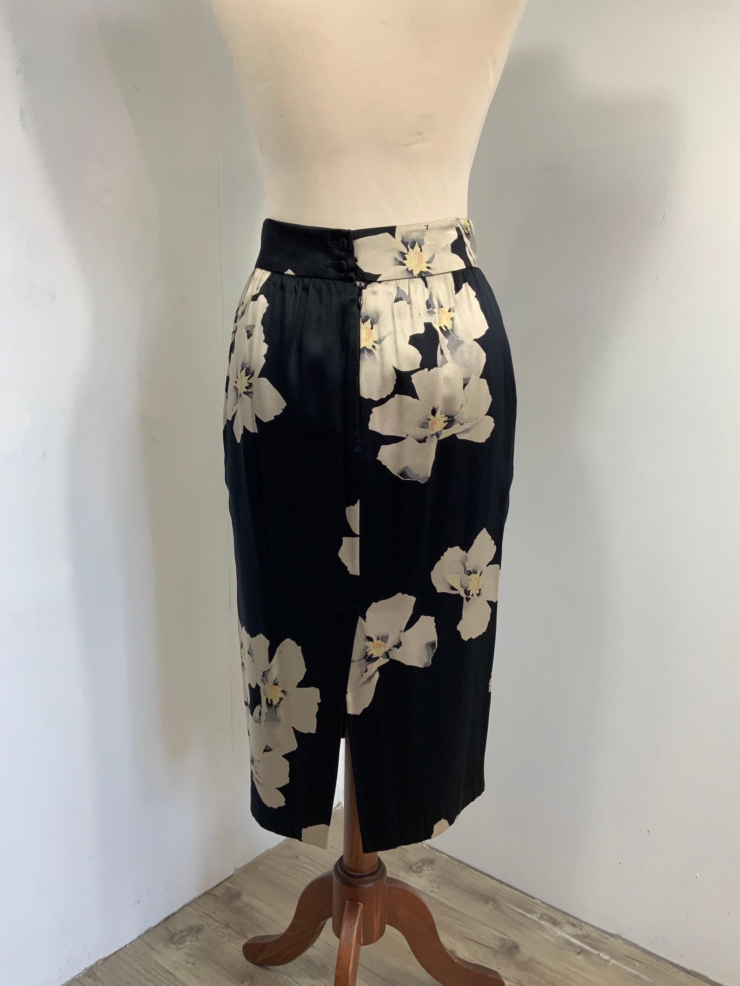 Blumarine flower silk skirt 2