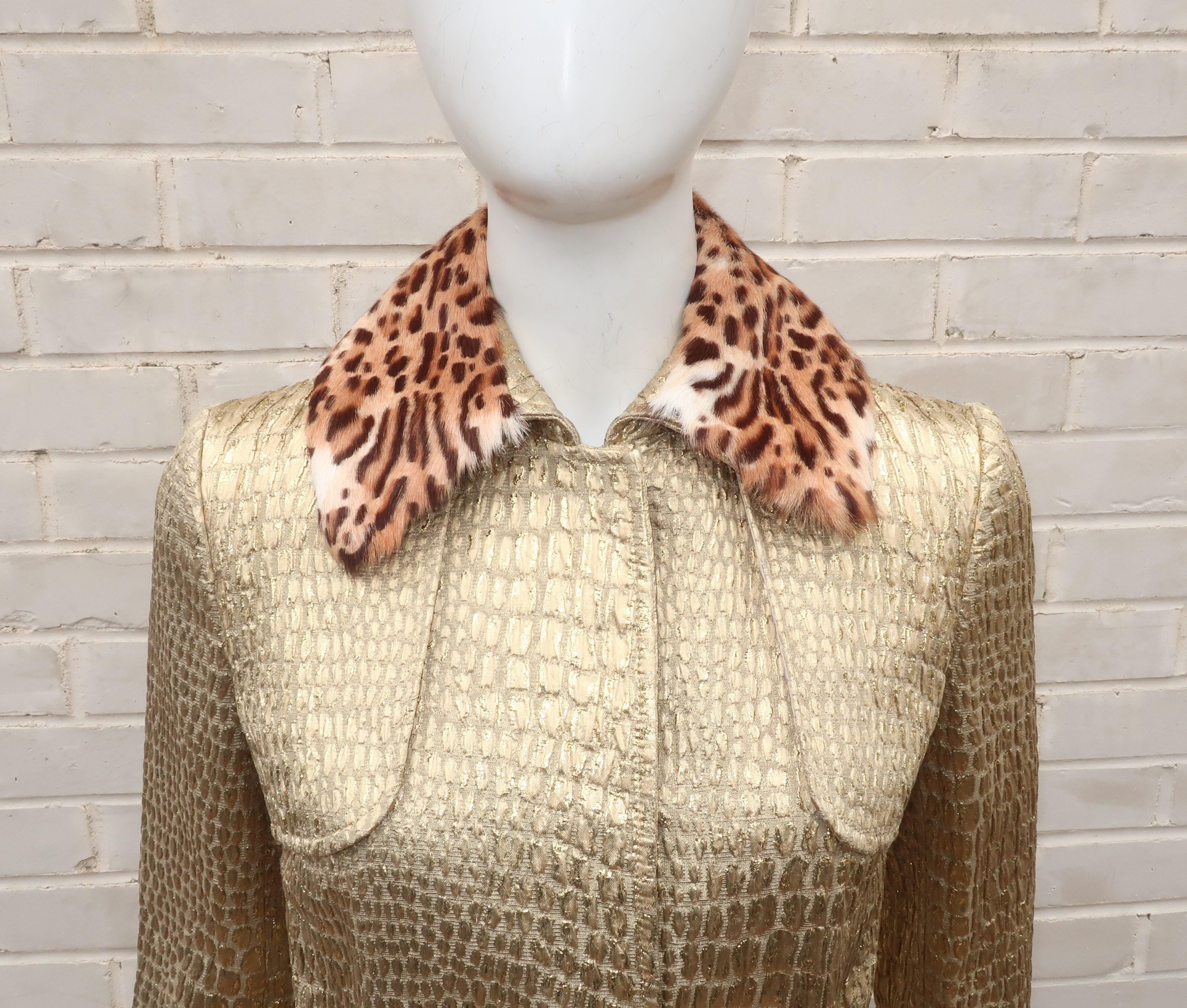 Blumarine Gold Lamé Trench Coat With Faux Leopard Collar In Good Condition In Atlanta, GA