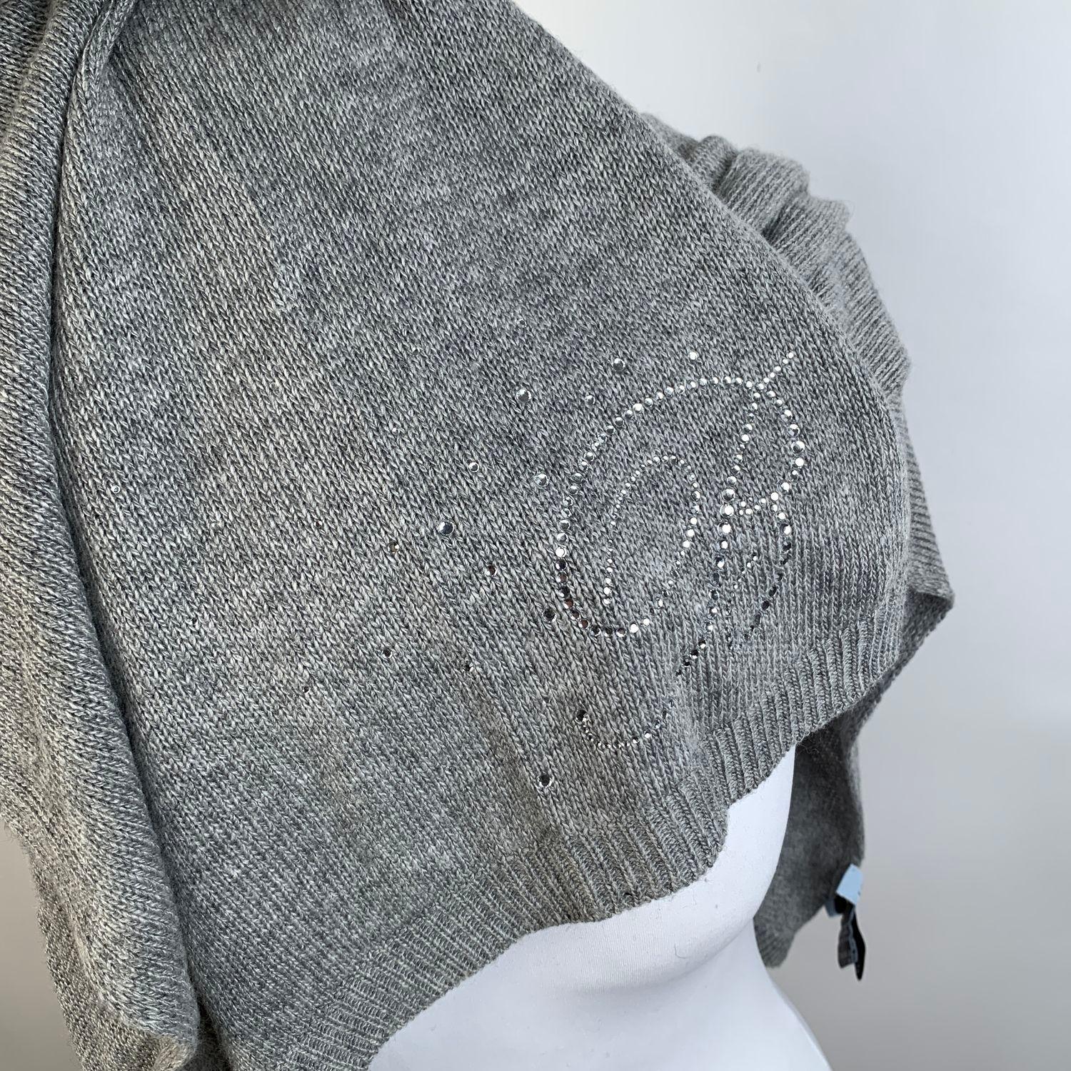 Blumarine Light Gray Knit Wrap Scarf with Rhinestones In Excellent Condition In Rome, Rome