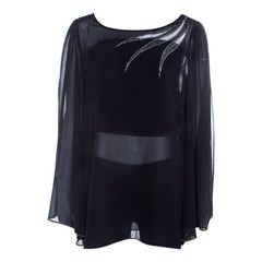 Blumarine - Chemisier à manches cape en crêpe noir transparent bordé de perles L