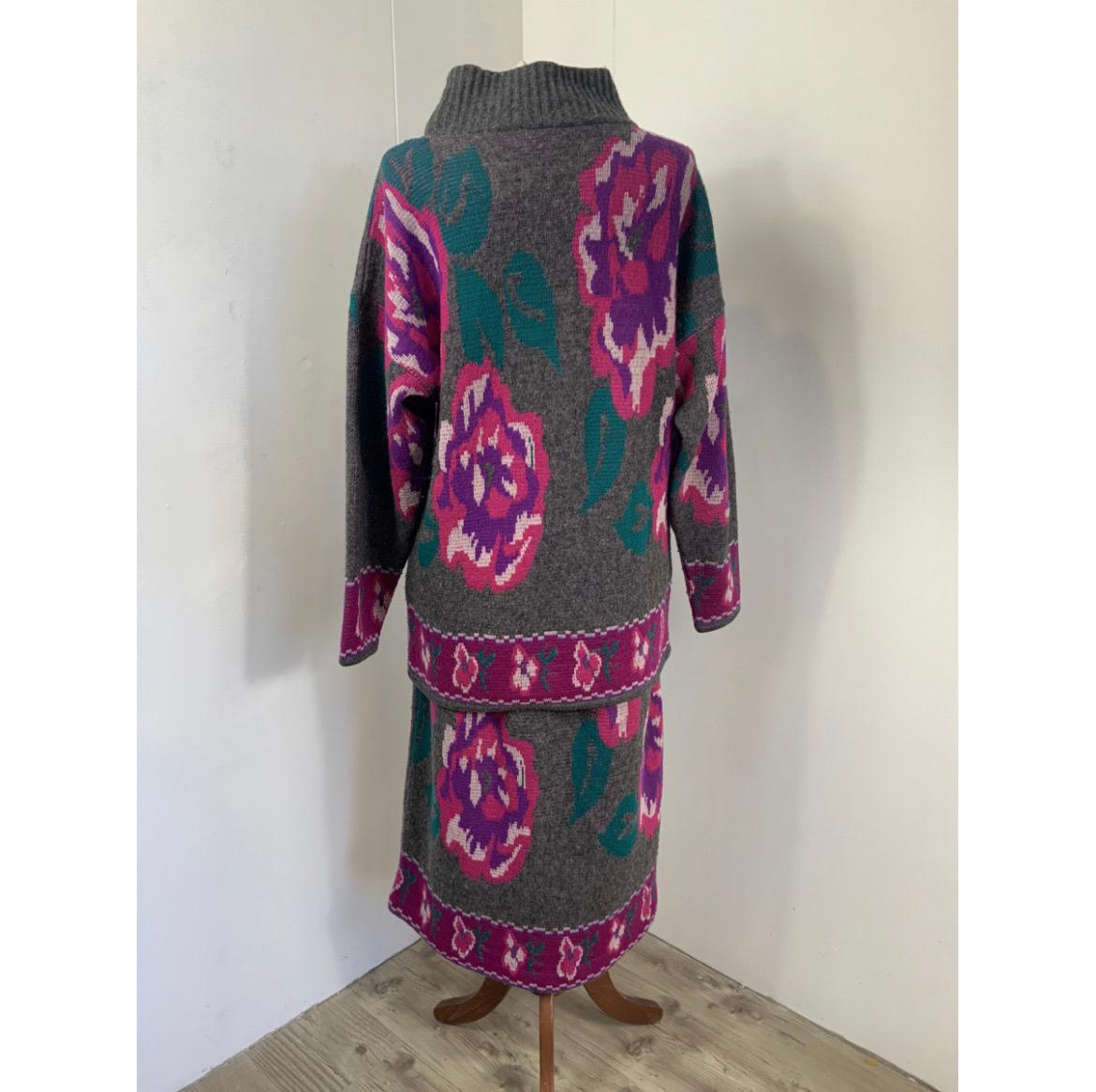 HomeBlumarineBlumarine ClothesBlumarine SuitsBlumarine Suit Wool
    	
Hello, my name is Vintage'65. Thank you for your interest in my product. How can I help you?

   

SUBMIT
250 characters left
Blumarine
Suit Wool
MSize Guide

GoodOur