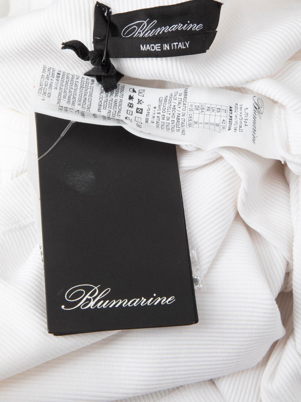 Blumarine Weißes, mit Logo verziertes Westenoberteil Größe M im Angebot 5