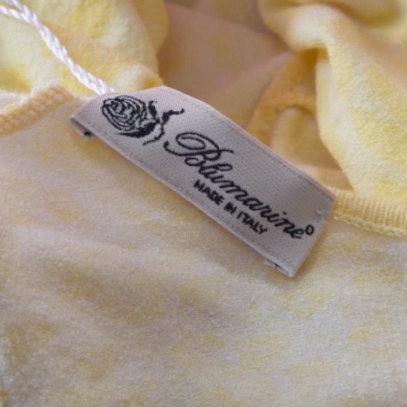 Blumarine Gelbes Tiermuster Jacquard Perlen verschönert Rückenfreies Neckholder Top M im Zustand „Hervorragend“ im Angebot in Dubai, Al Qouz 2