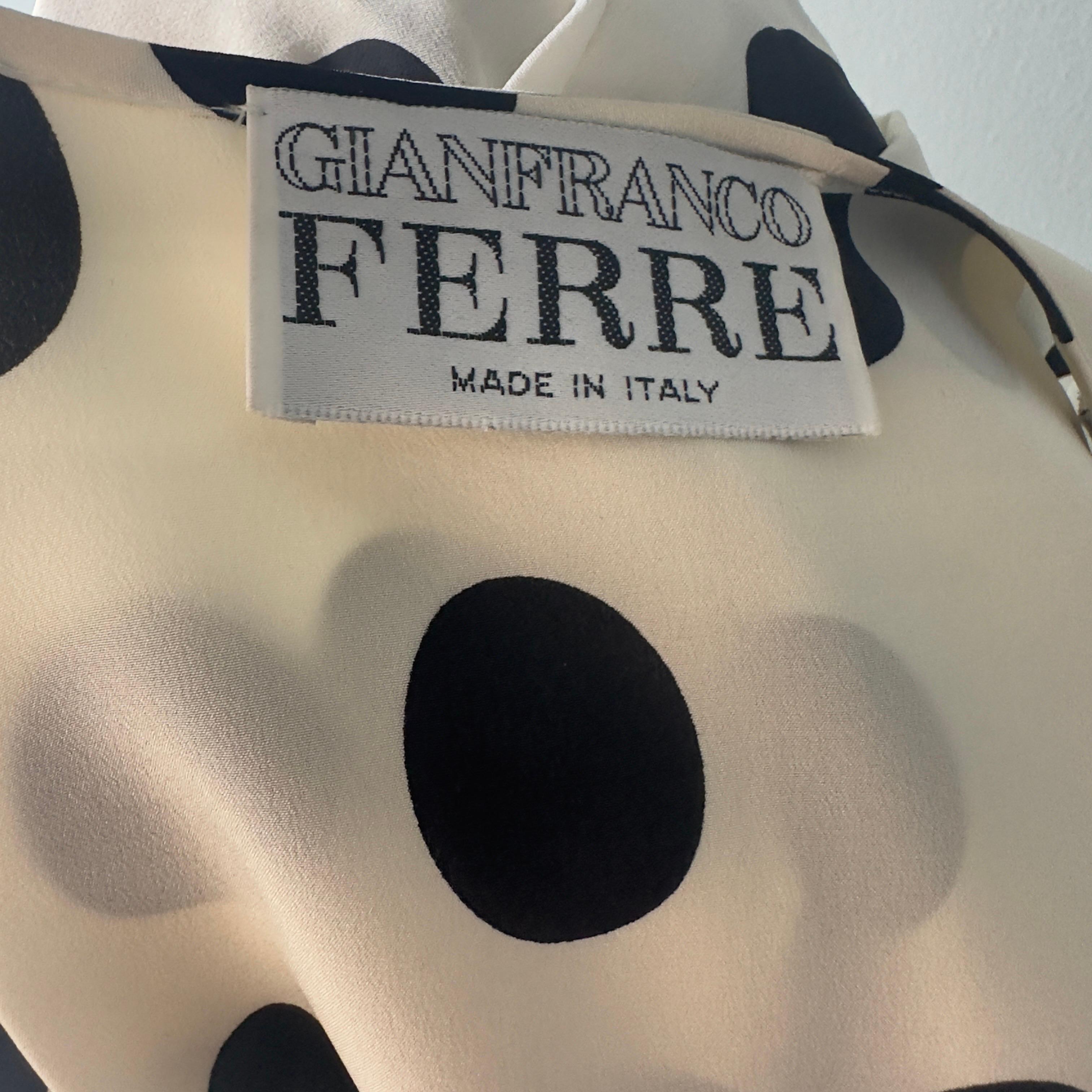 Blusa Gianfranco Ferre’ a pois, condìzioni pari al nuovo For Sale 5