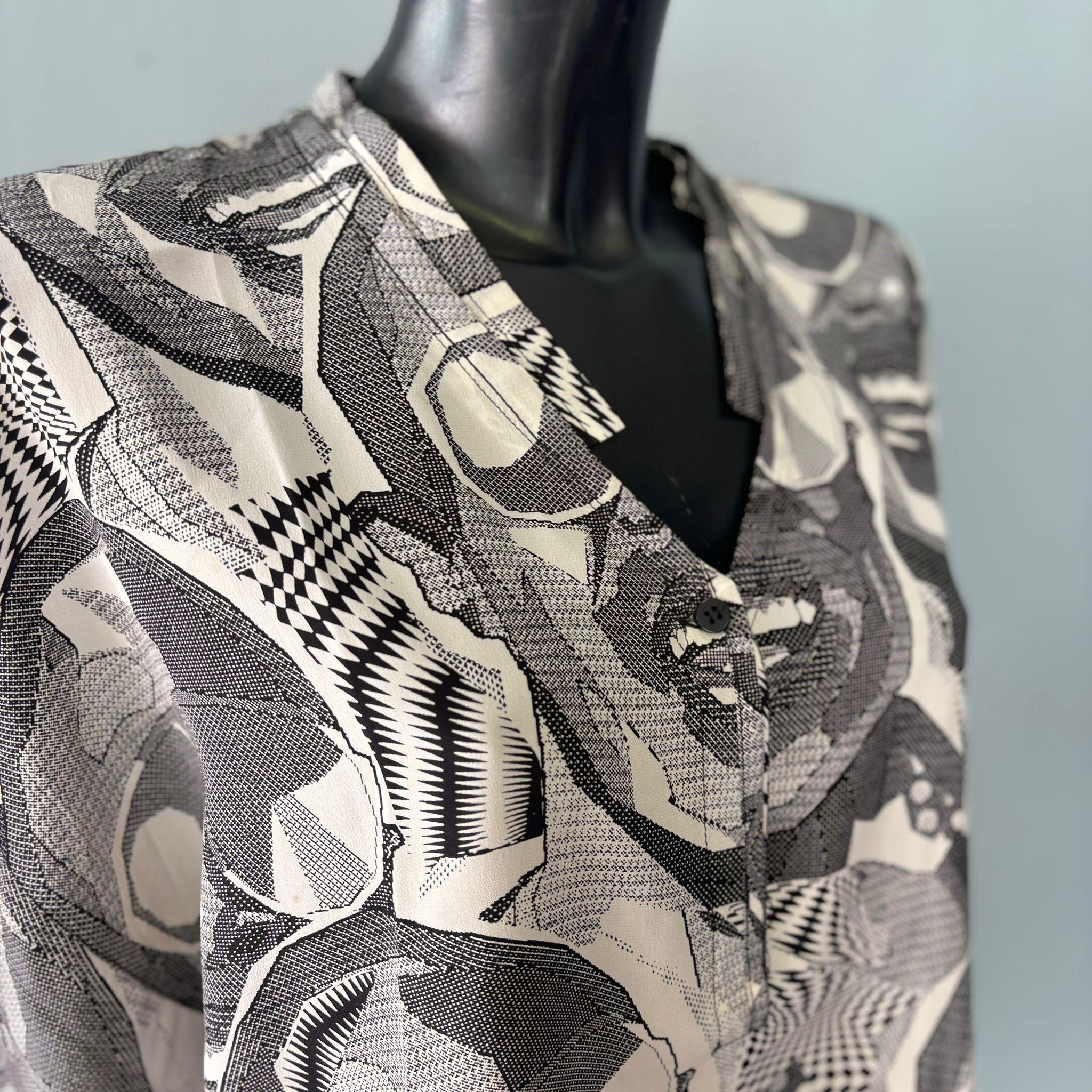 Blusa Versace per Genny anni80 pari al nuovo In Excellent Condition For Sale In Basaluzzo, IT