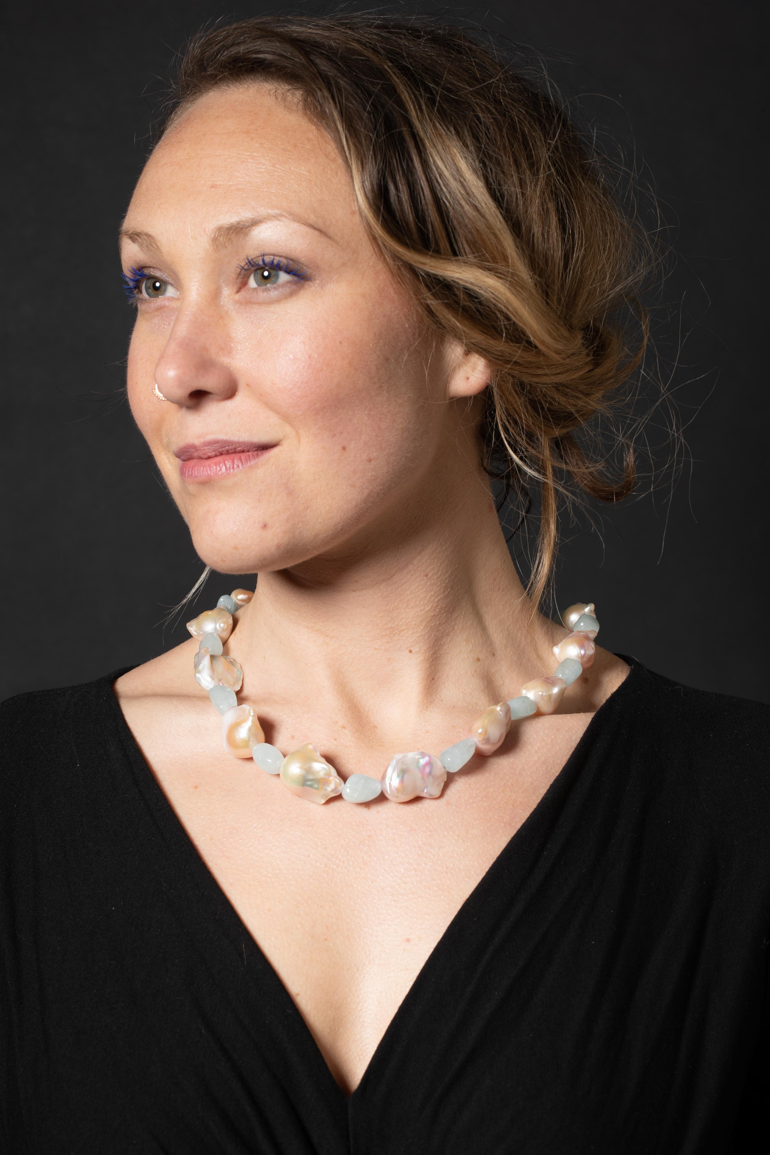 Barocke Blush-Perlen- und Aquamarin-Halskette von Deborah Lockhart Phillips für Damen oder Herren im Angebot