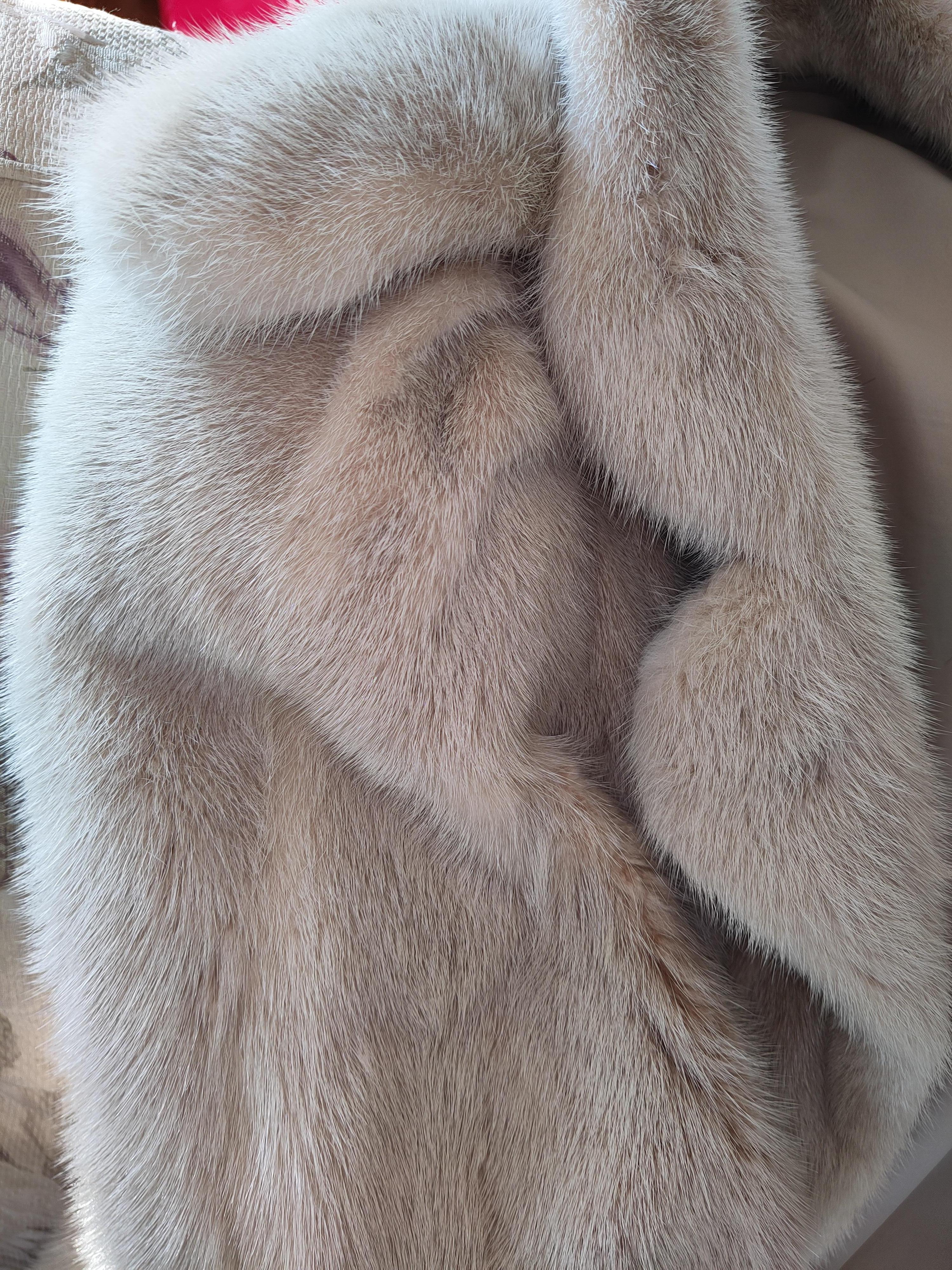 ~Blush Mink Fur Coat (Size 12 - L) 9