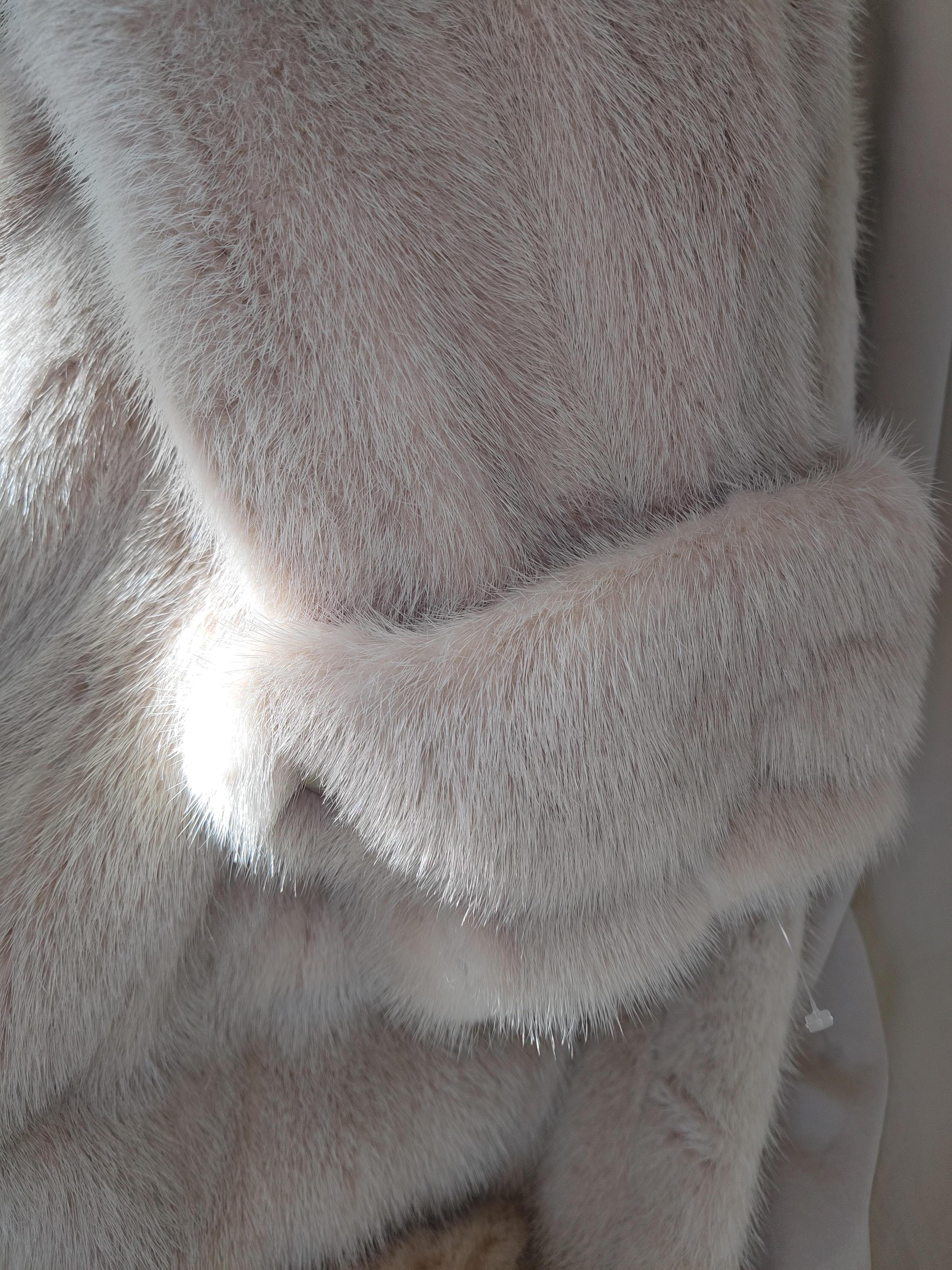 ~Blush Mink Fur Coat (Size 12 - L) 11