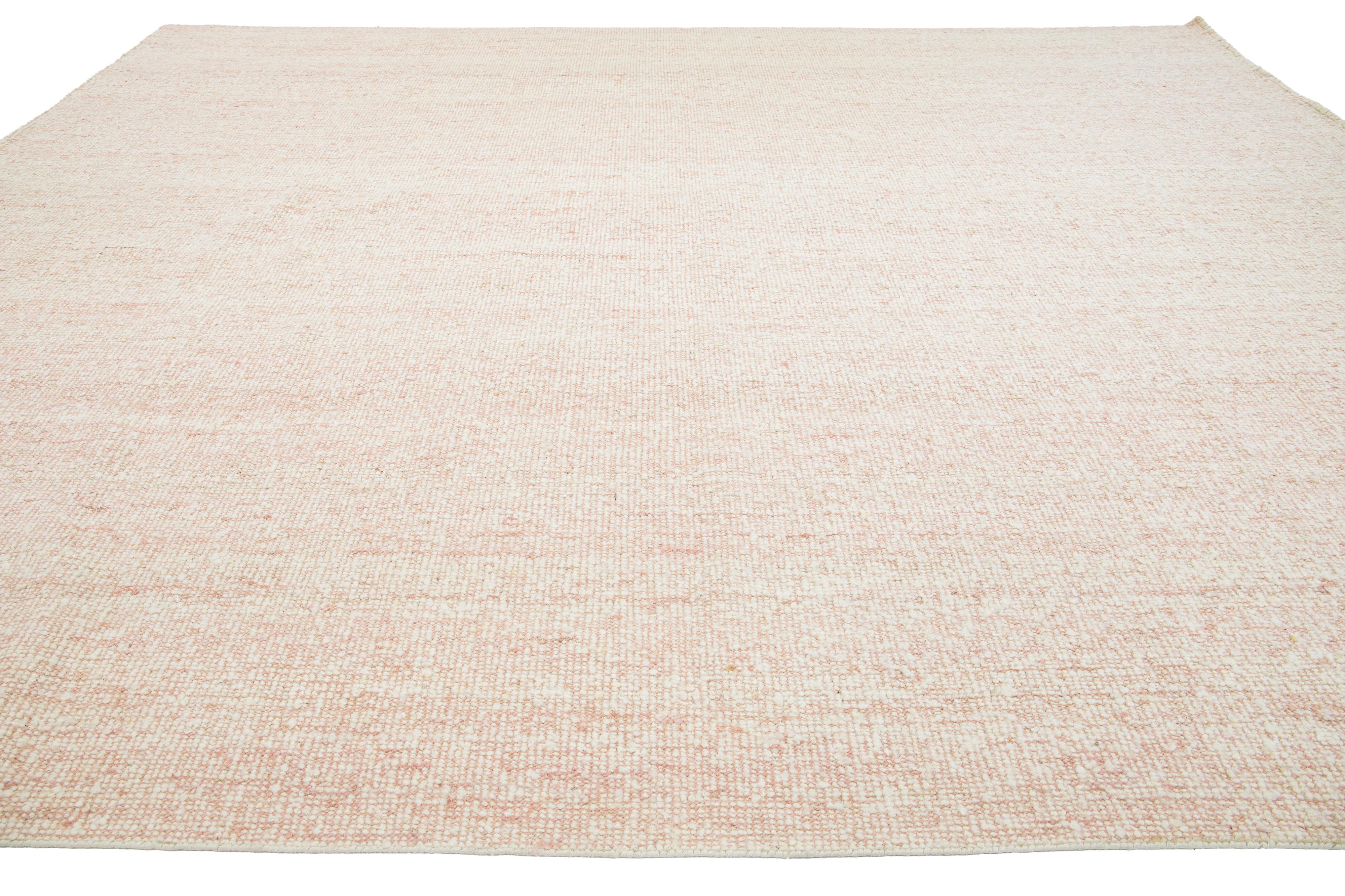 Blush Modern Natural Style Handmade Wool and Jute Rug For Sale 2